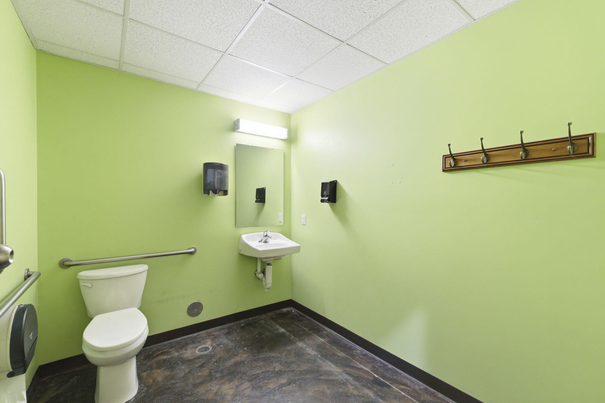 Photo 22 - Commercial Lease for sale – 1445 S Glenstone Avenue  Springfield, MO