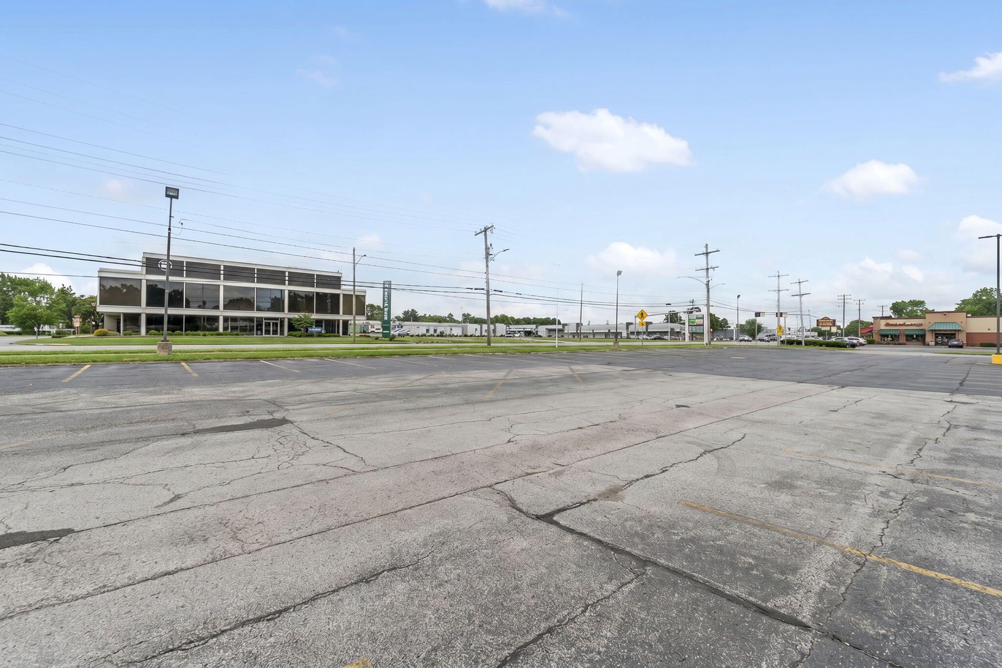 Photo 32 - Commercial Lease for sale – 1445 S Glenstone Avenue  Springfield, MO