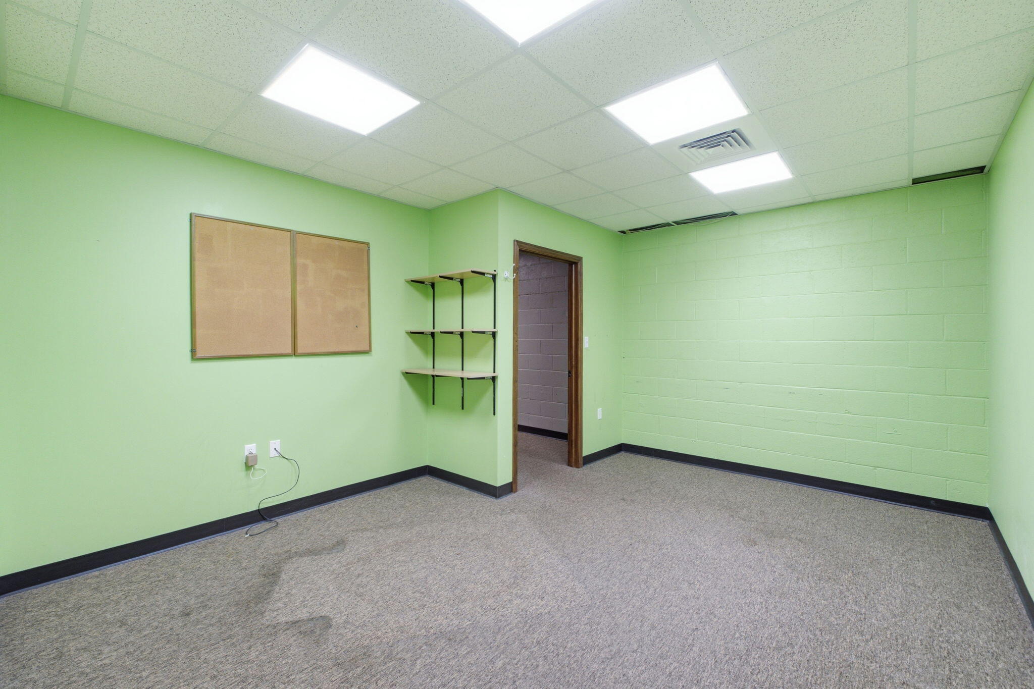 Photo 25 - Commercial Lease for sale – 1445 S Glenstone Avenue  Springfield, MO
