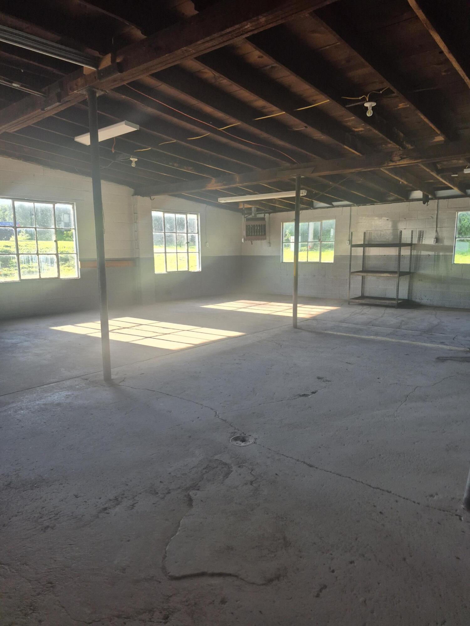 Photo 9 - Commercial Sale for sale – 206 W North Street  Mt Vernon, MO