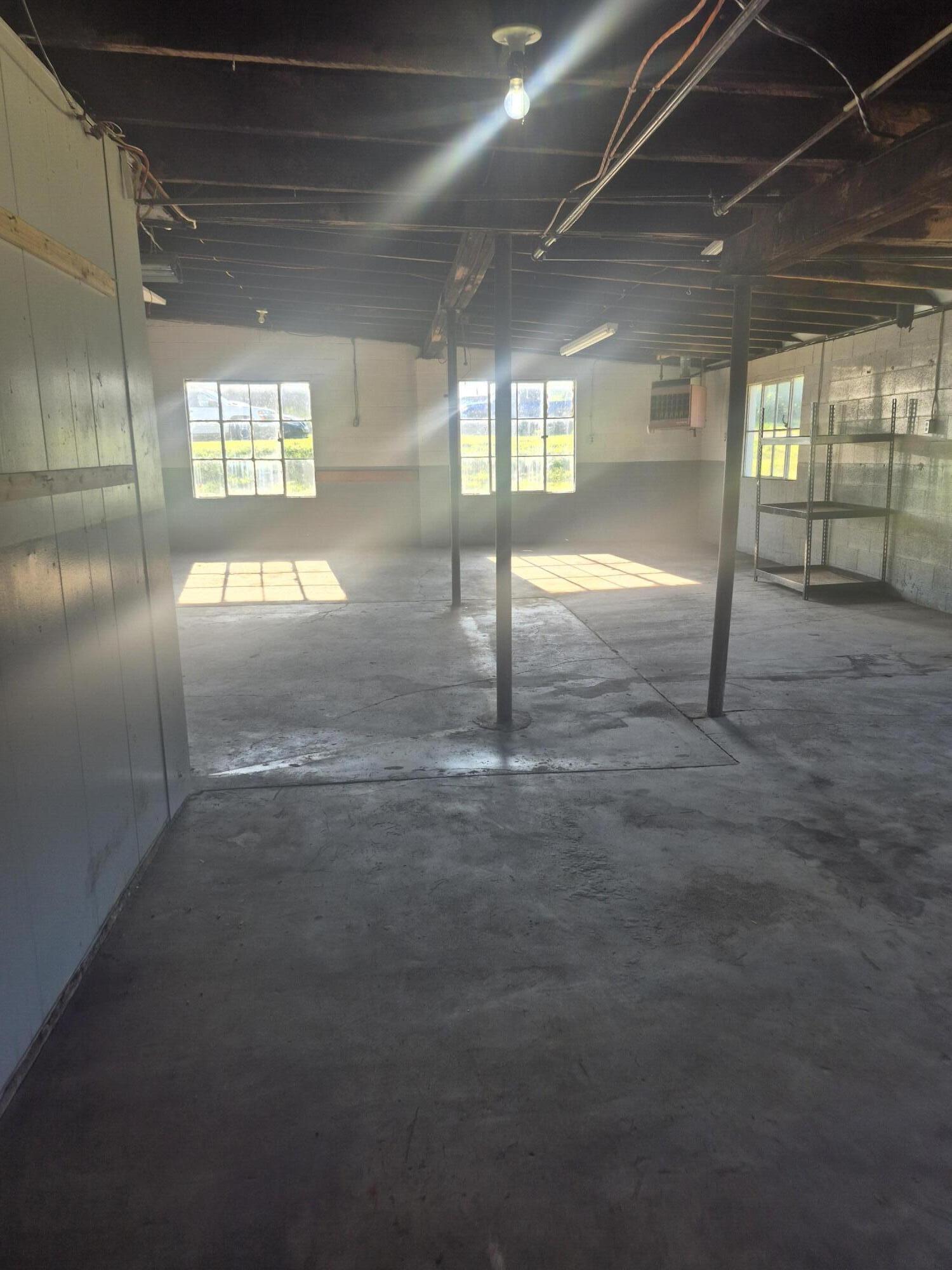 Photo 3 - Commercial Sale for sale – 206 W North Street  Mt Vernon, MO