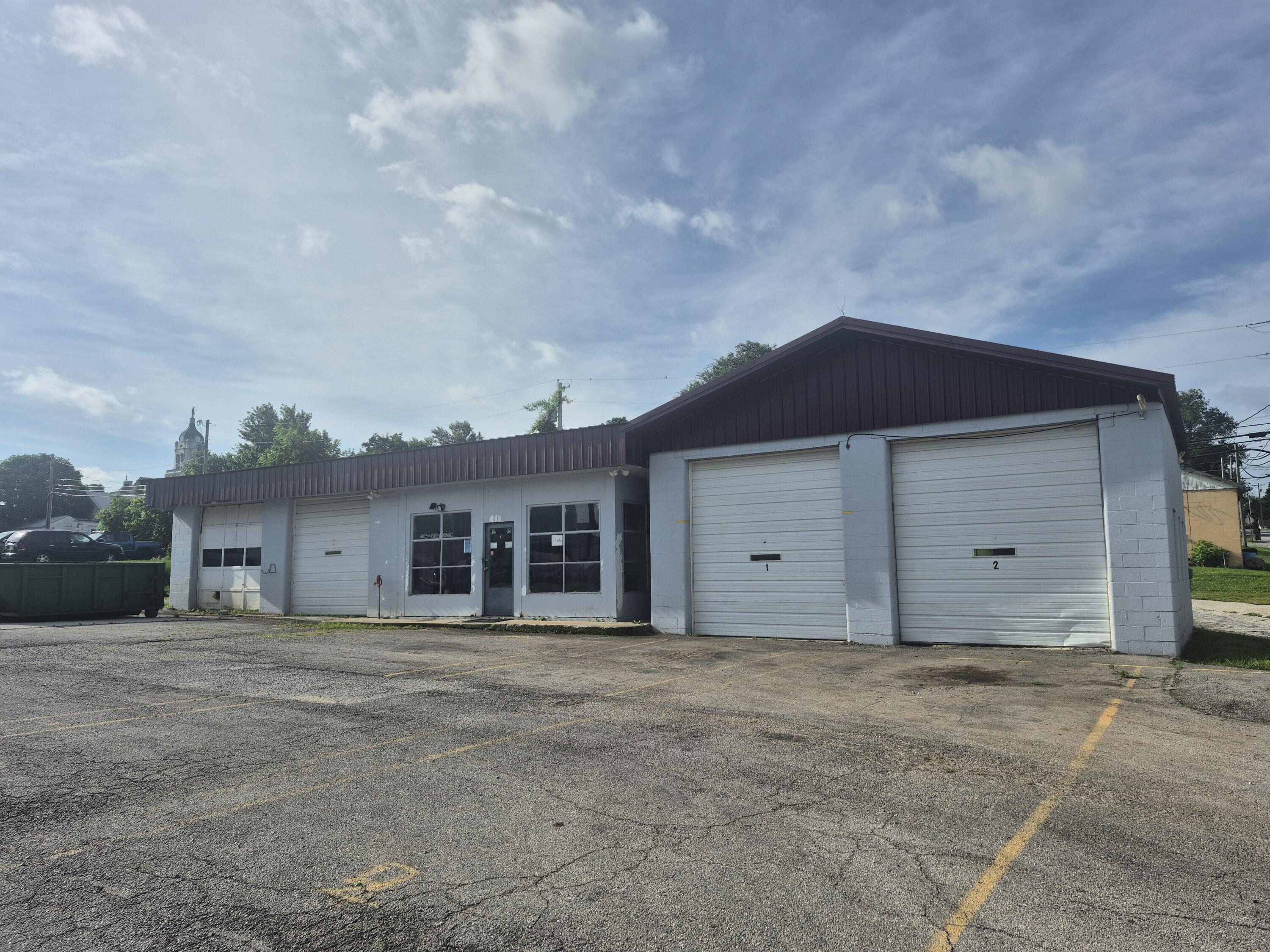 Photo 10 - Commercial Sale for sale – 206 W North Street  Mt Vernon, MO