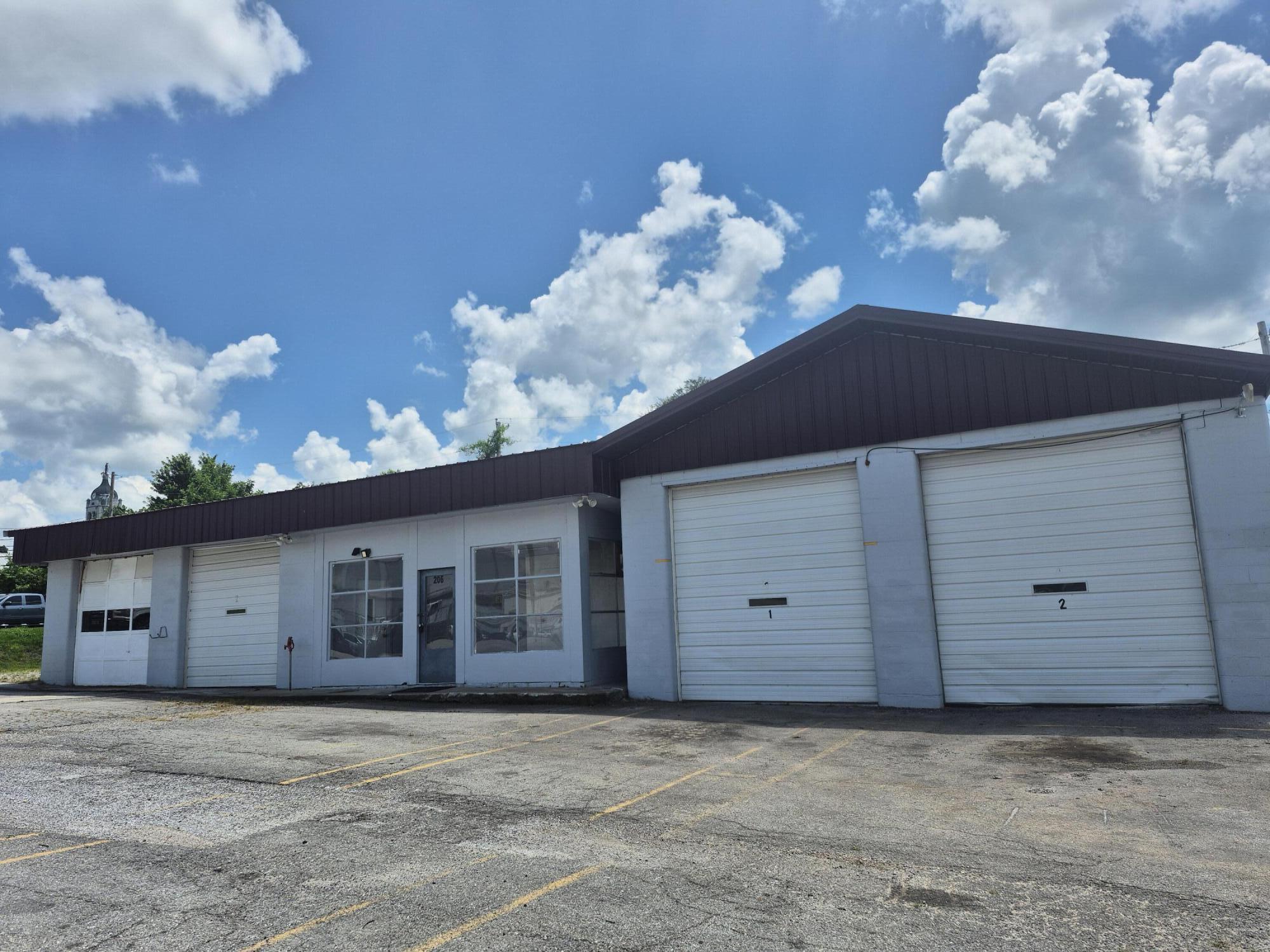 Commercial Sale for sale – 206 W North Street  Mt Vernon, MO