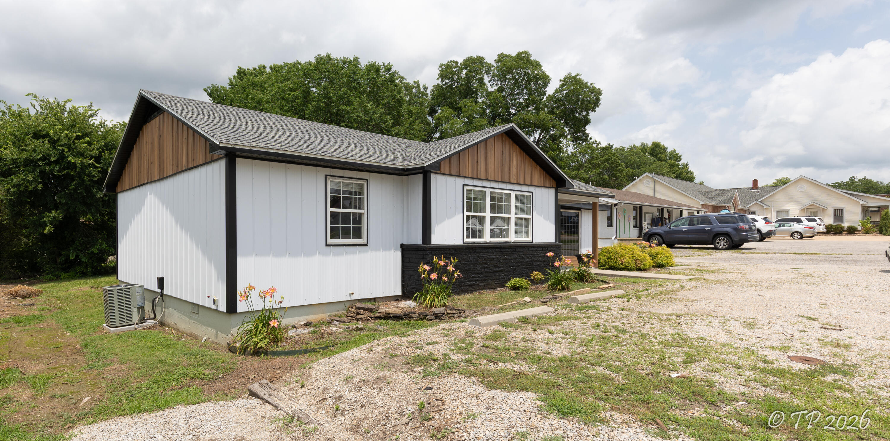 Photo 29 - Commercial Sale for sale – 917 W Broadway Street  West Plains, MO
