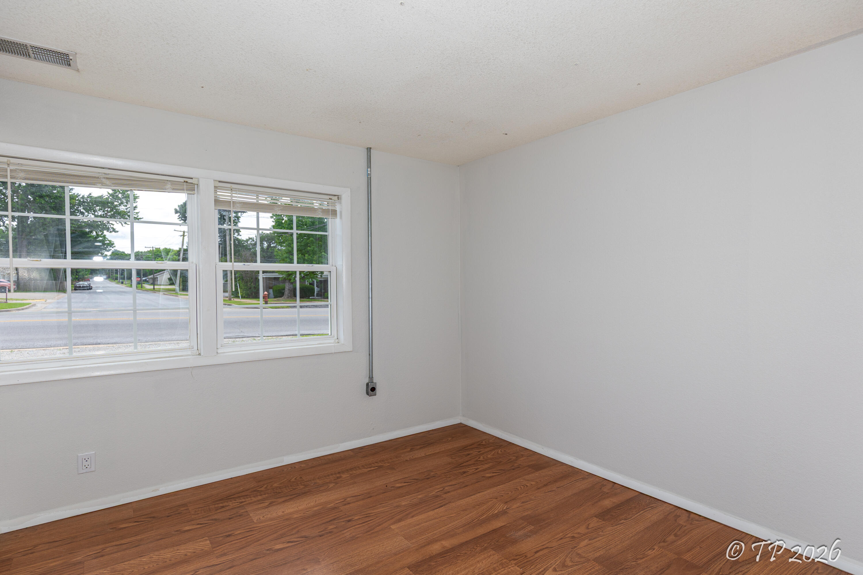 Photo 23 - Commercial Sale for sale – 917 W Broadway Street  West Plains, MO