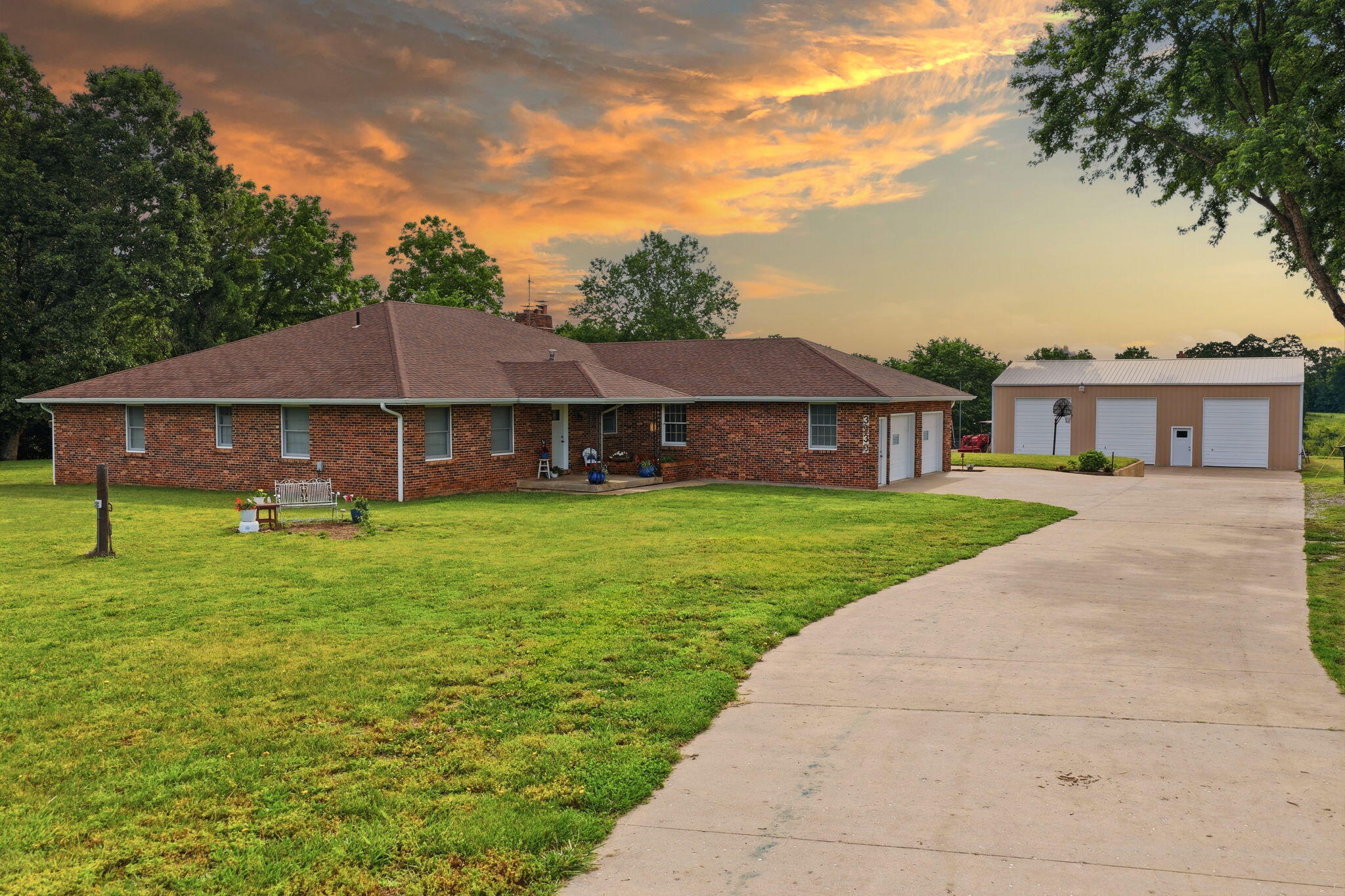 Photo 3 - Residential for sale – 3630  Highway 83   Bolivar, MO