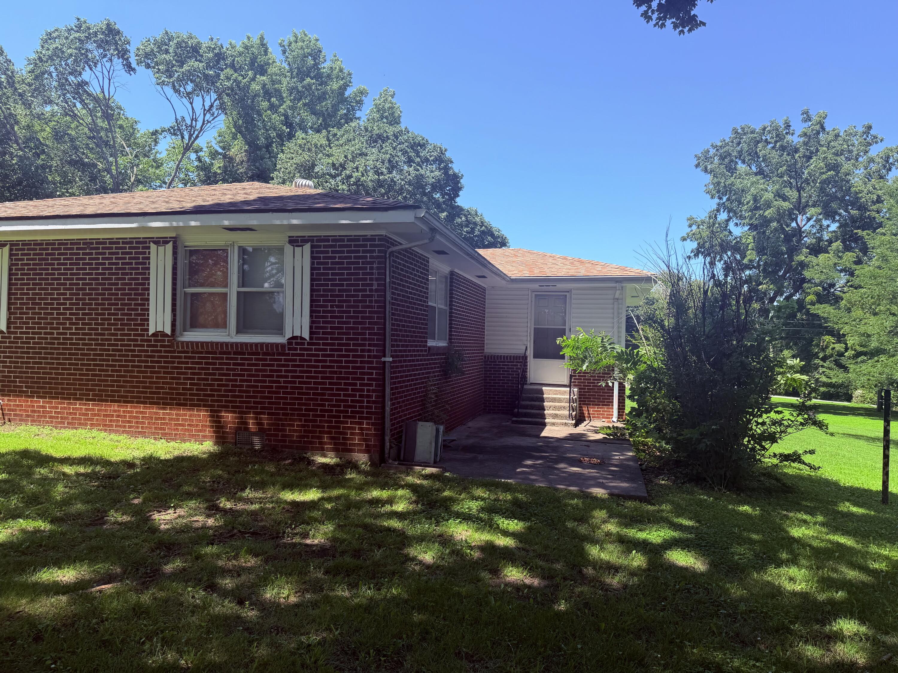 Photo 6 - Residential for sale – 506  Garfield   Greenfield, MO