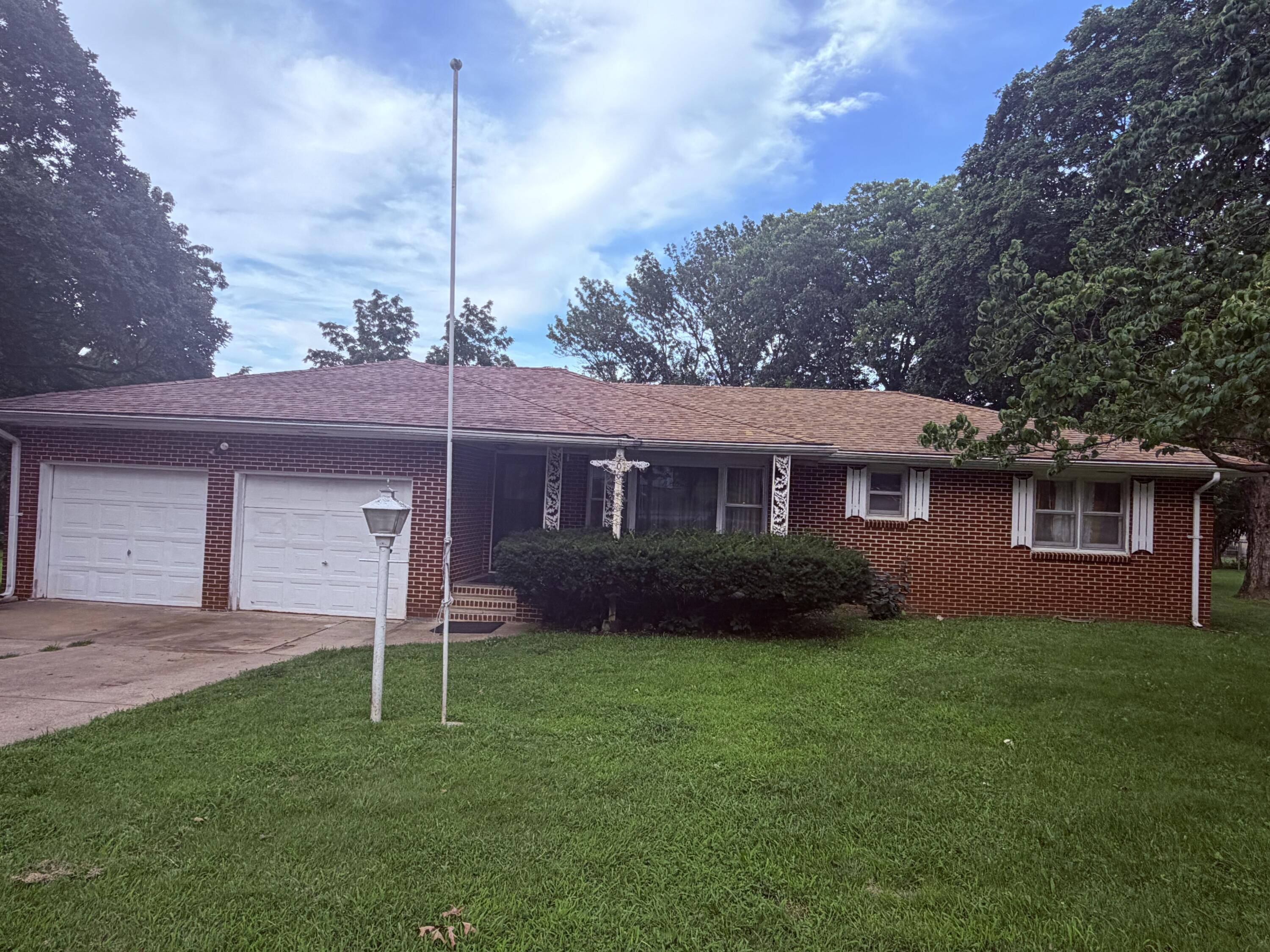 Photo 5 - Residential for sale – 506  Garfield   Greenfield, MO