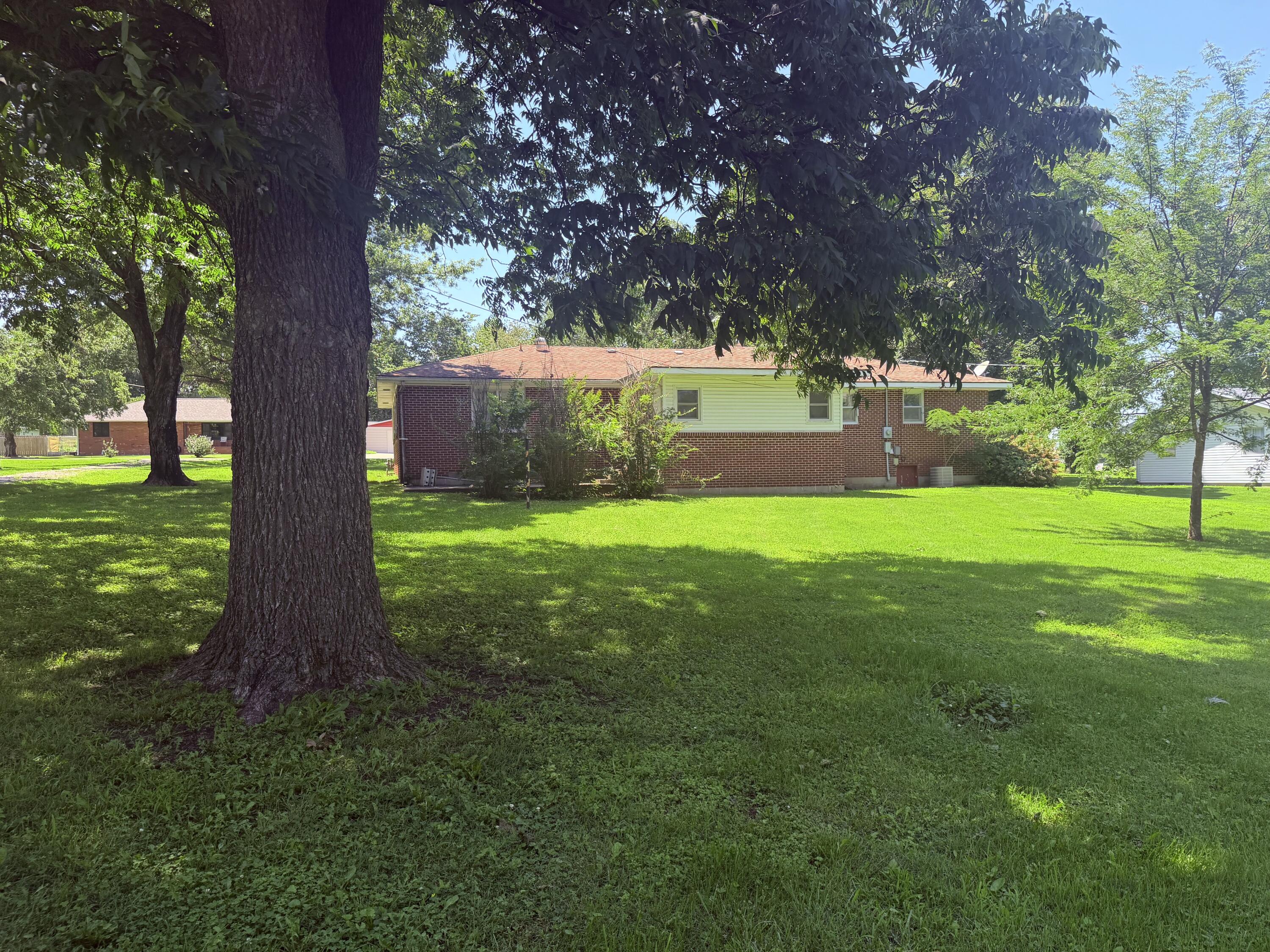 Photo 11 - Residential for sale – 506  Garfield   Greenfield, MO