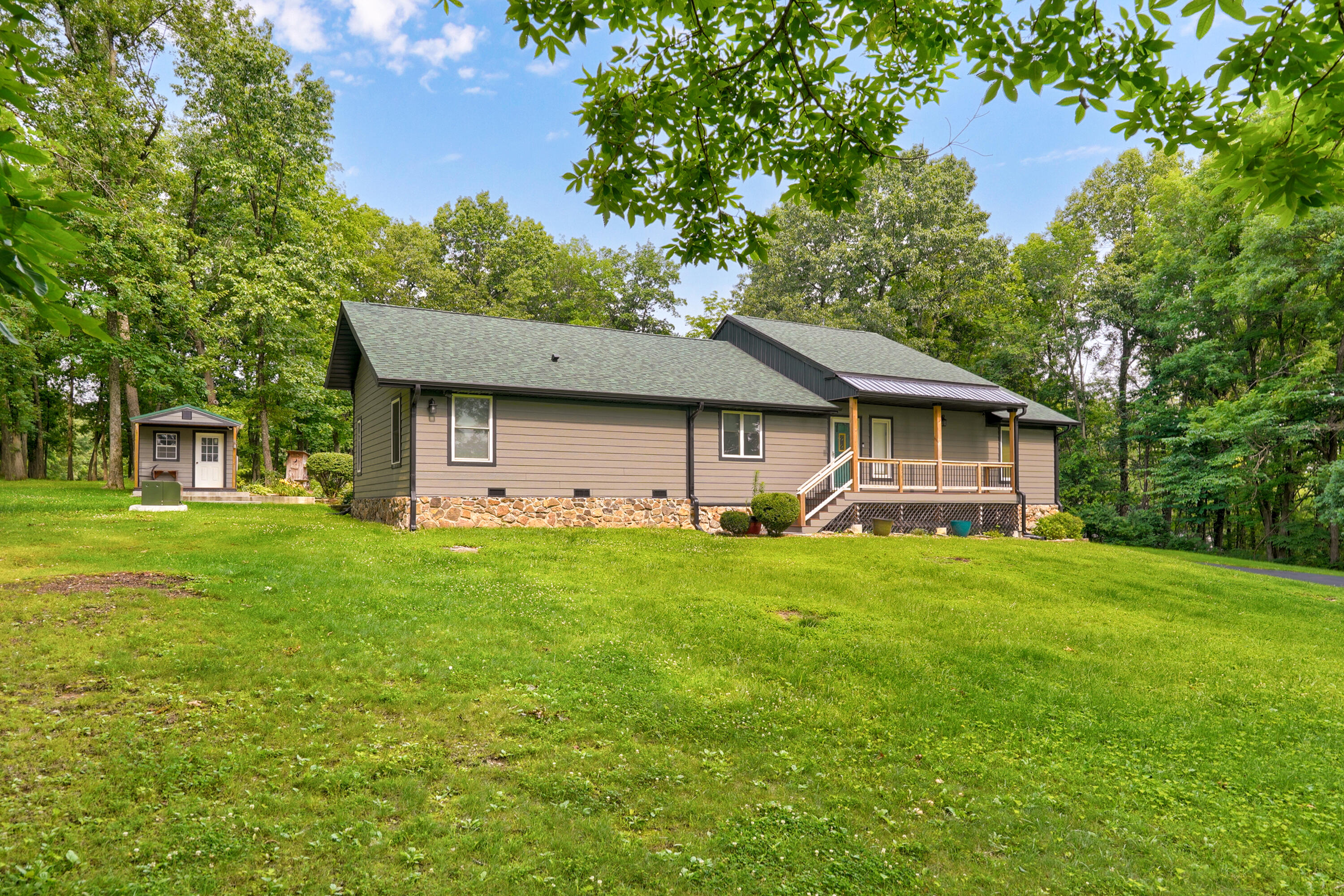 Photo 2 - Residential for sale – 5725 S Farm Rd 131   Brookline, MO