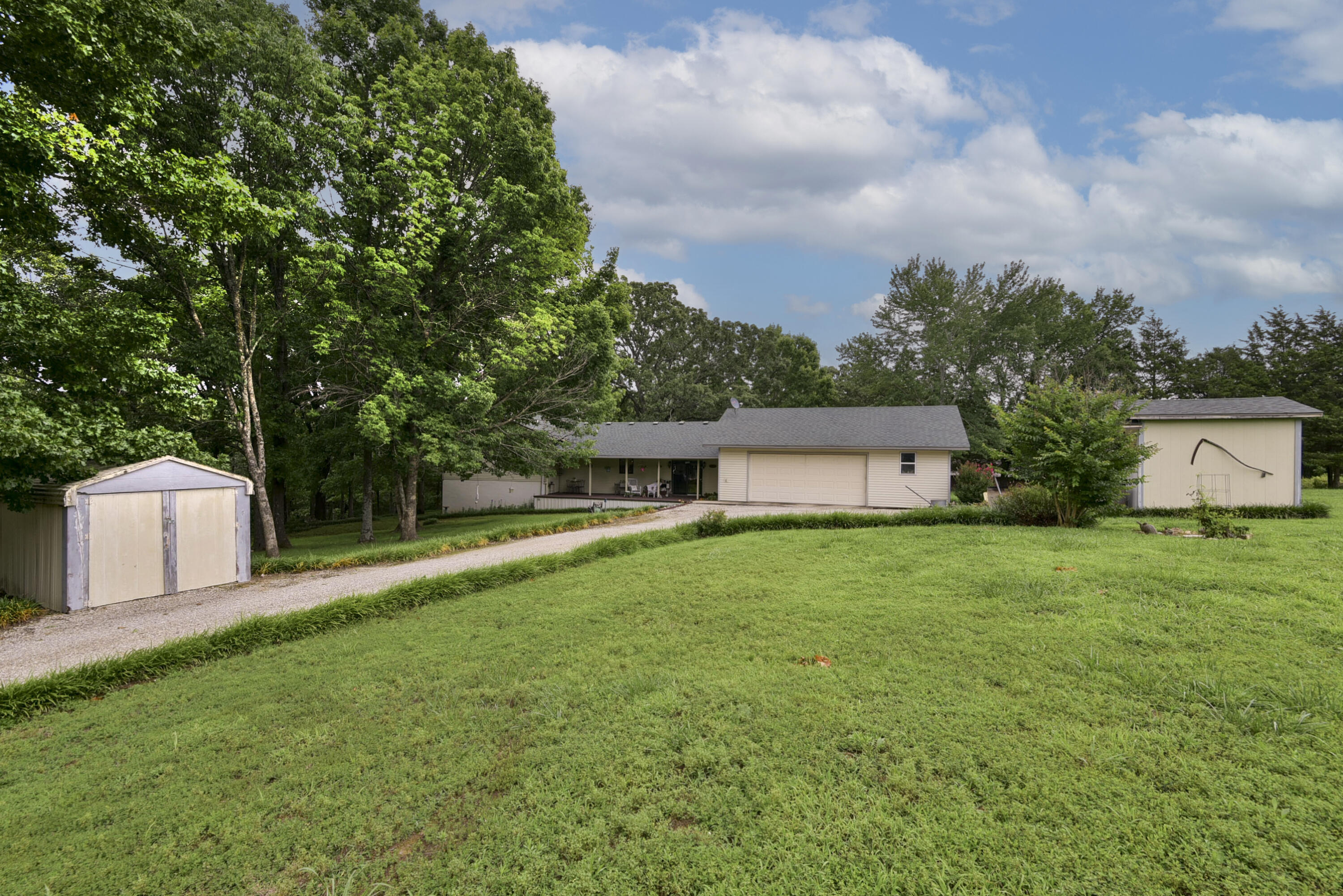 Photo 6 - Residential for sale – 28704  Cromwell Road  Shell Knob, MO