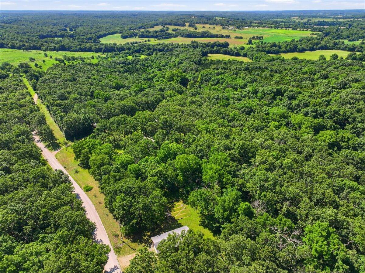Photo 5 - Residential for sale – 100  Muleshoe Trail  Elkland, MO
