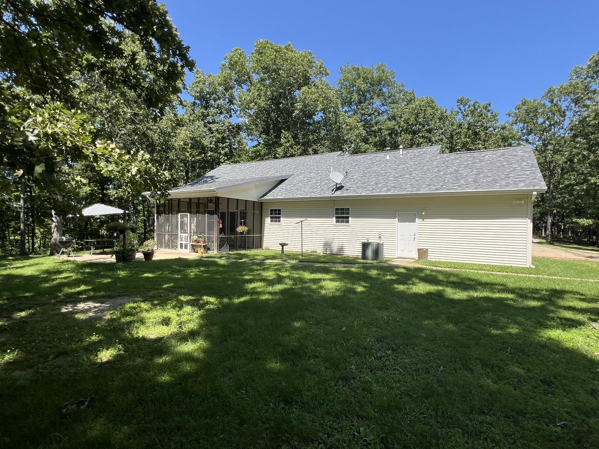 Photo 4 - Residential for sale – 979  Highway Hh   Willow Springs, MO