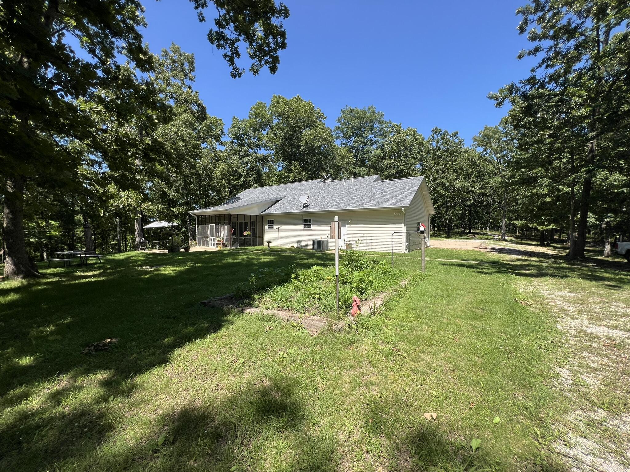 Photo 54 - Residential for sale – 979  Highway Hh   Willow Springs, MO