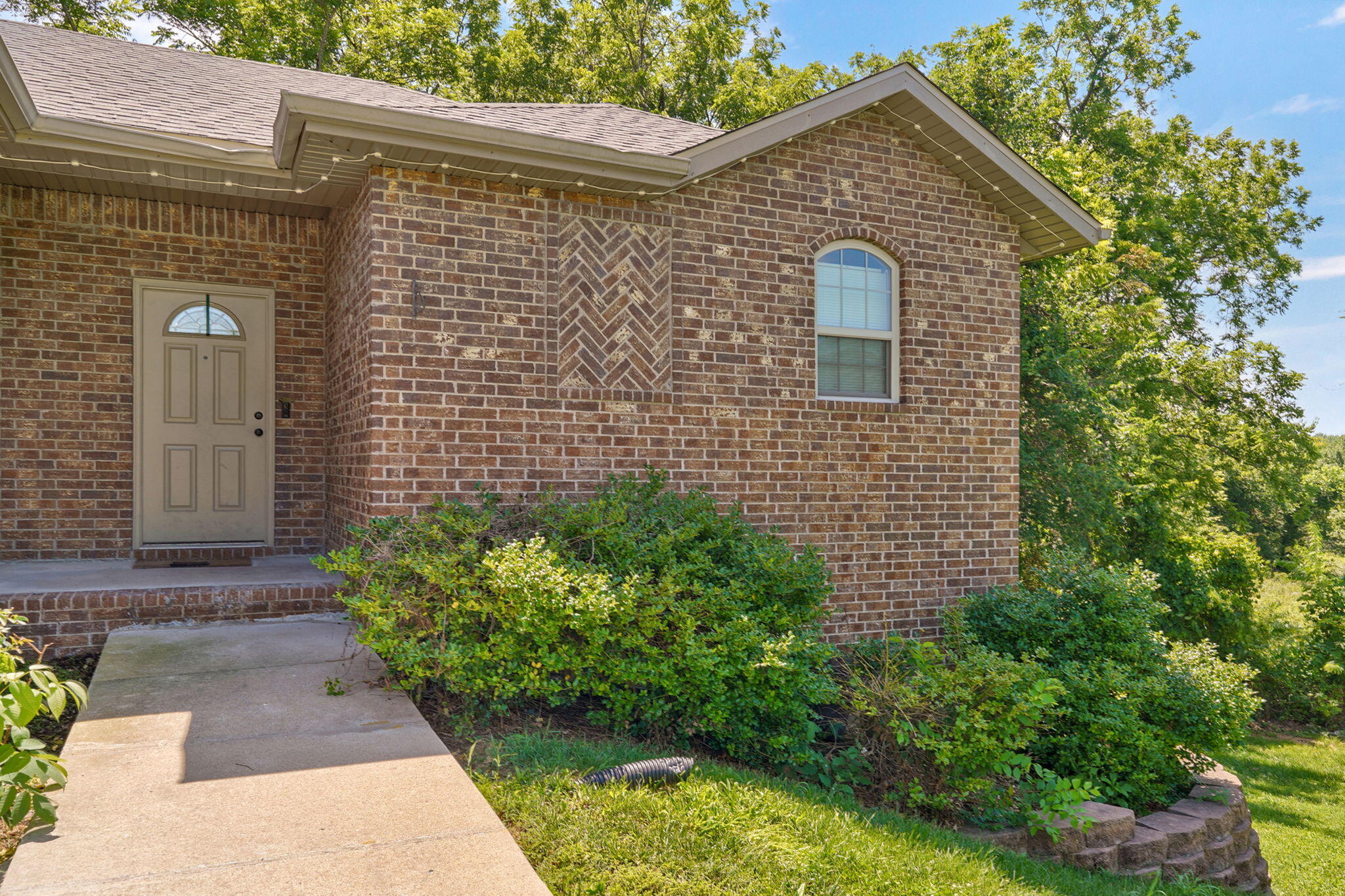 Photo 3 - Residential for sale – 3031 N Albertha Avenue  Springfield, MO