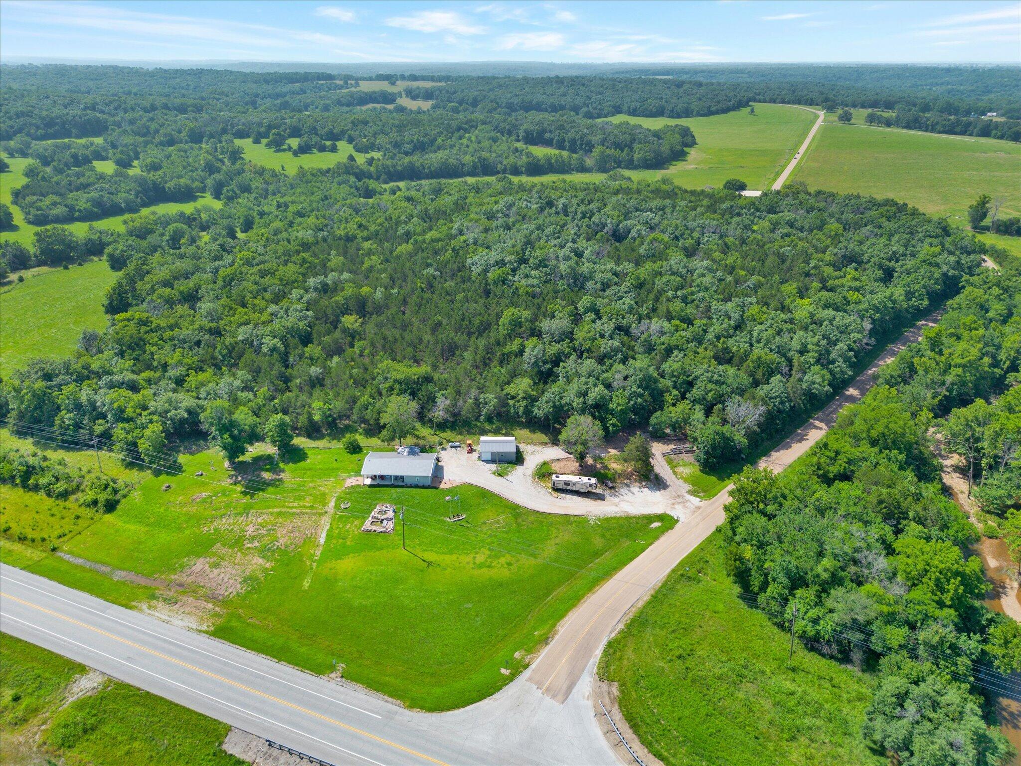Photo 31 - Residential for sale – 13000  Us Highway 54   Weaubleau, MO