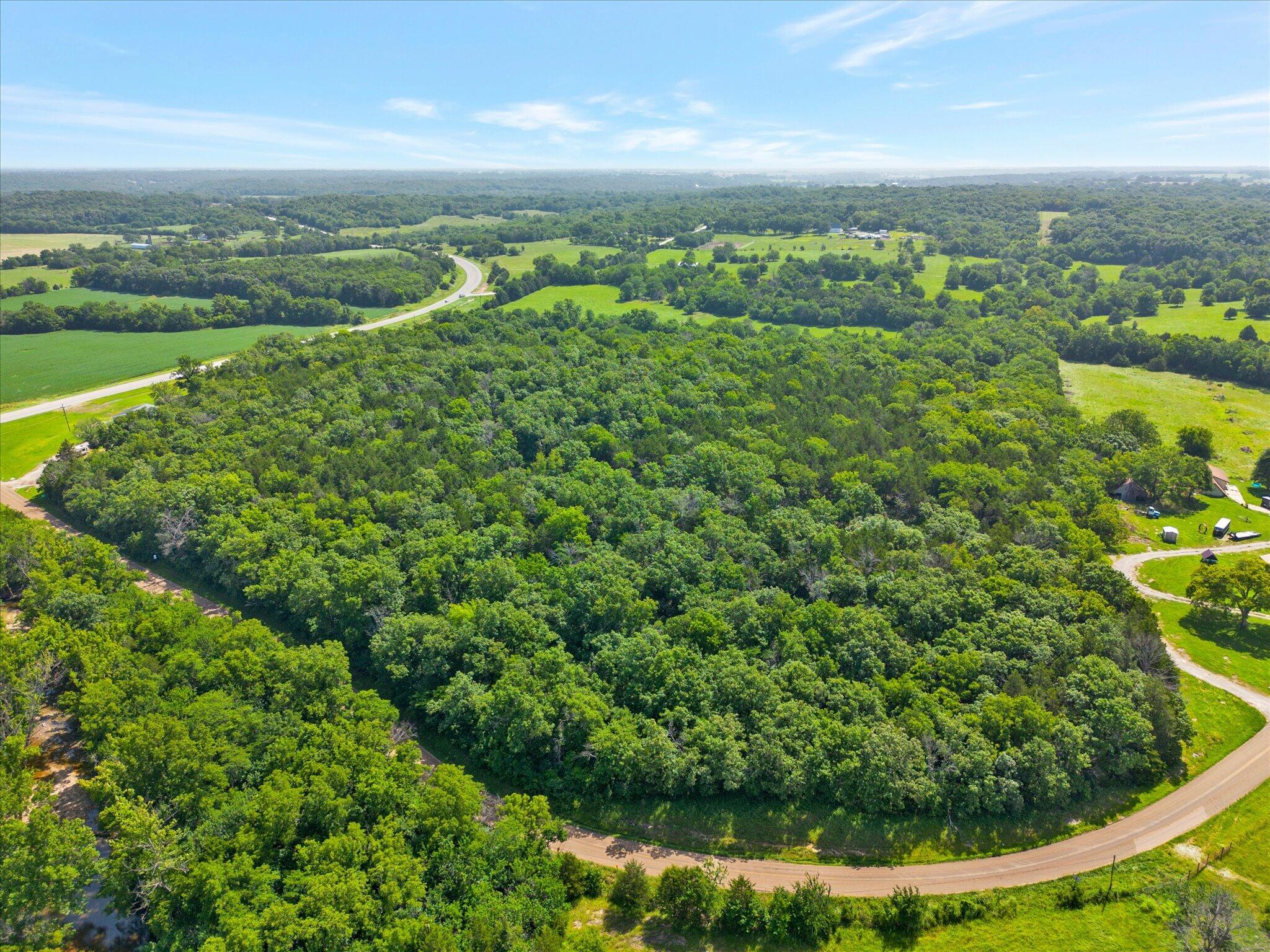 Photo 34 - Residential for sale – 13000  Us Highway 54   Weaubleau, MO