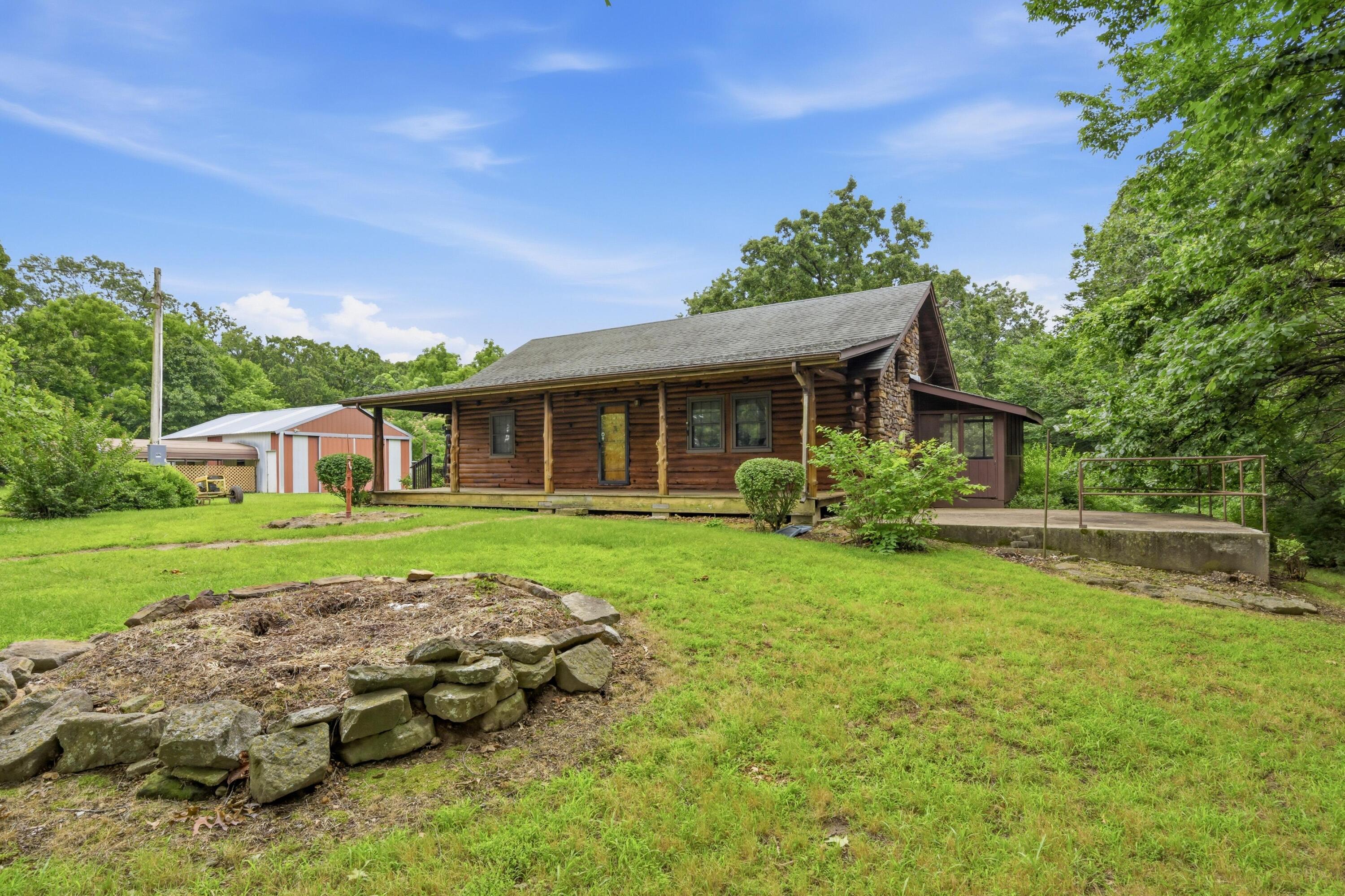 Photo 4 - Residential for sale – 17083  Kentucky Road  Neosho, MO