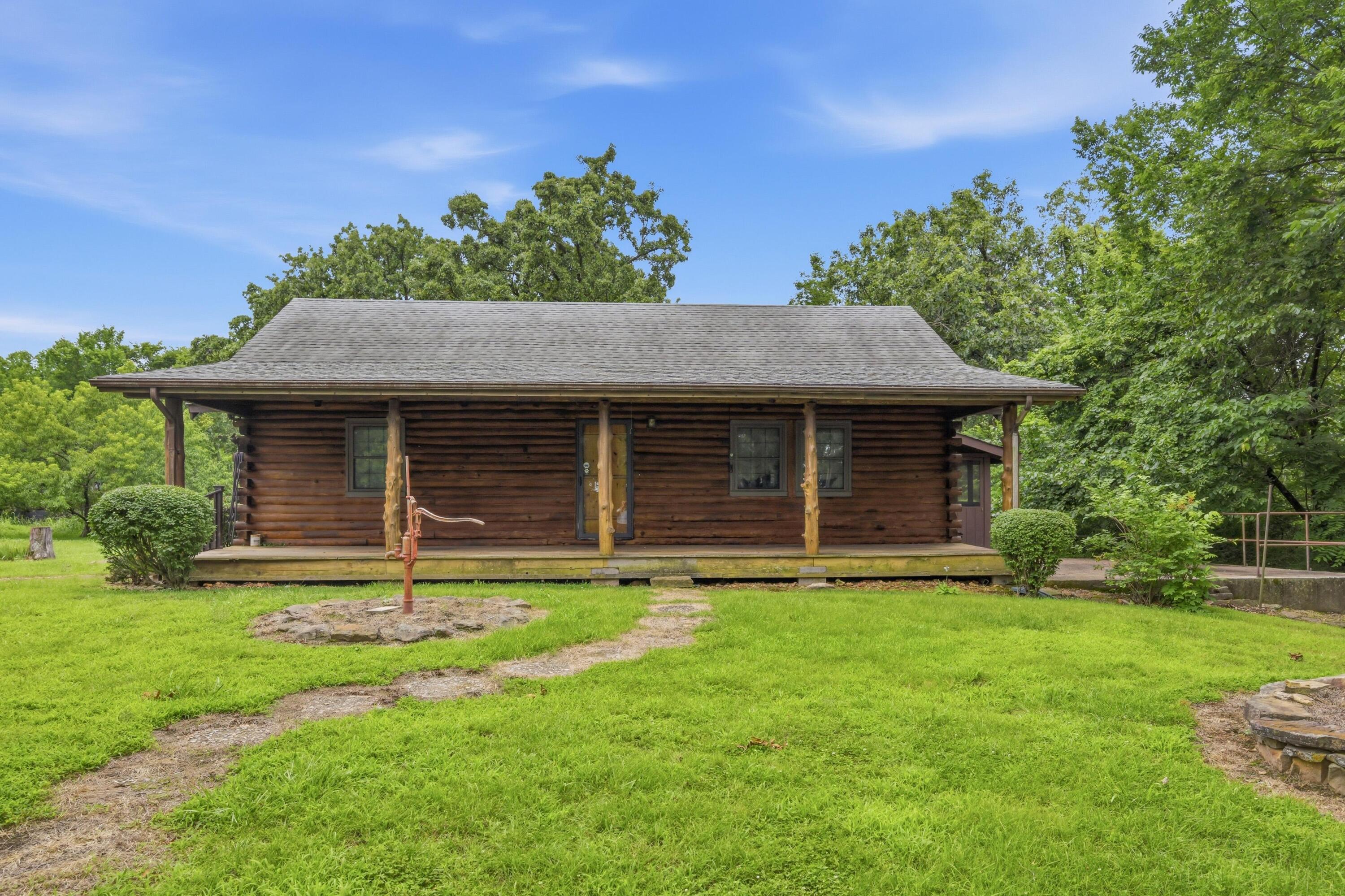 Photo 2 - Residential for sale – 17083  Kentucky Road  Neosho, MO