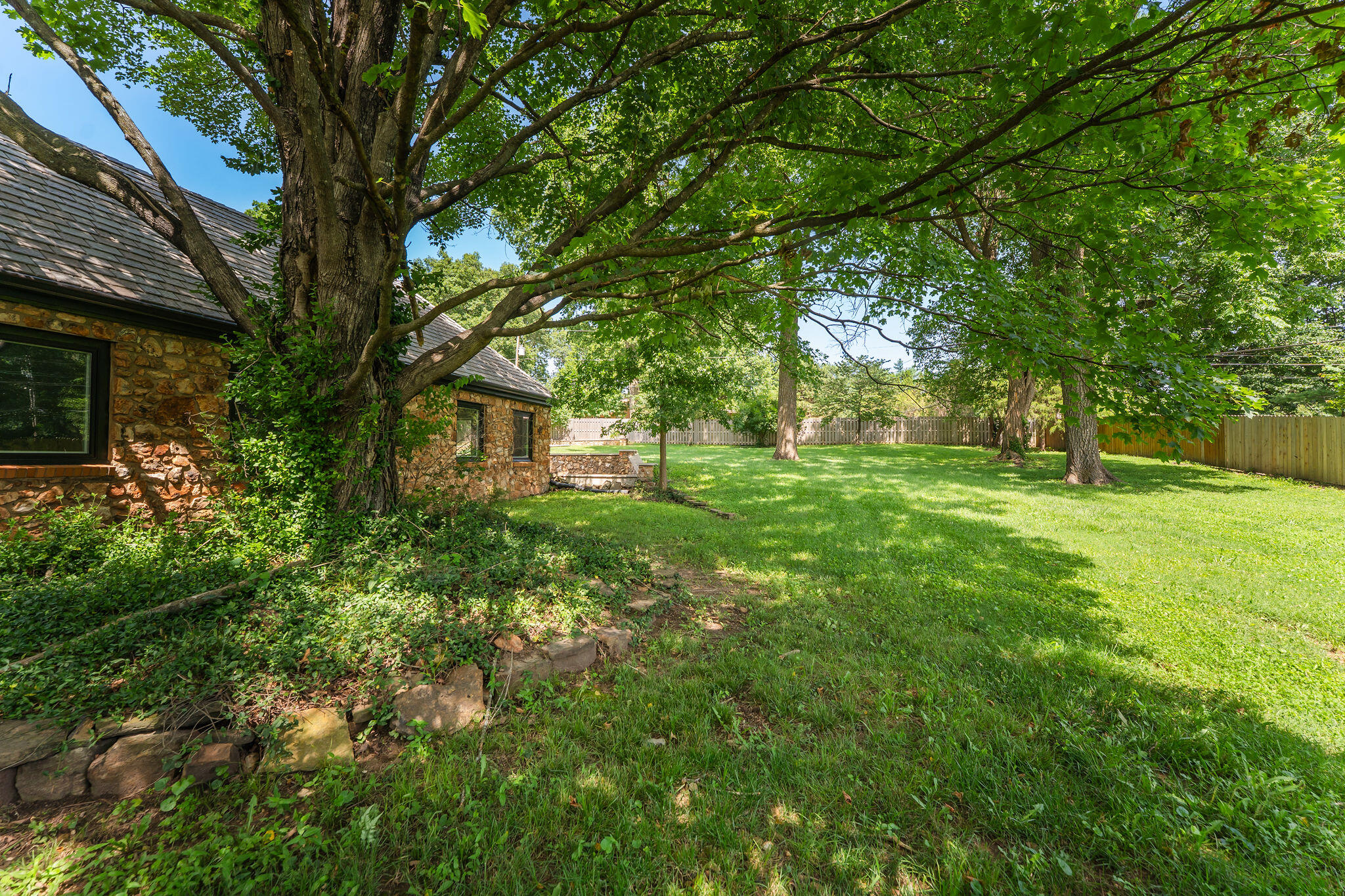 Photo 69 - Residential for sale – 2244 S Edgewater Drive  Springfield, MO