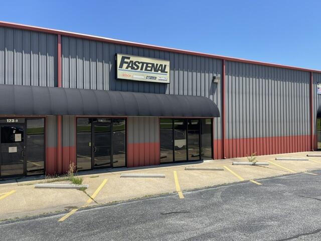 Commercial Lease for sale – 123 Industrial Park Drive Hollister, MO