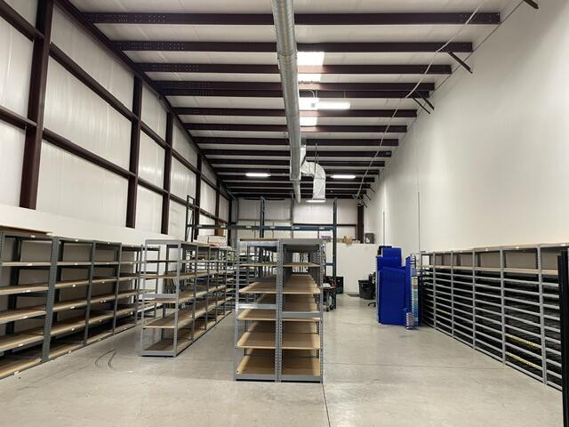 Photo 4 - Commercial Lease for sale – 123  Industrial Park   Hollister, MO