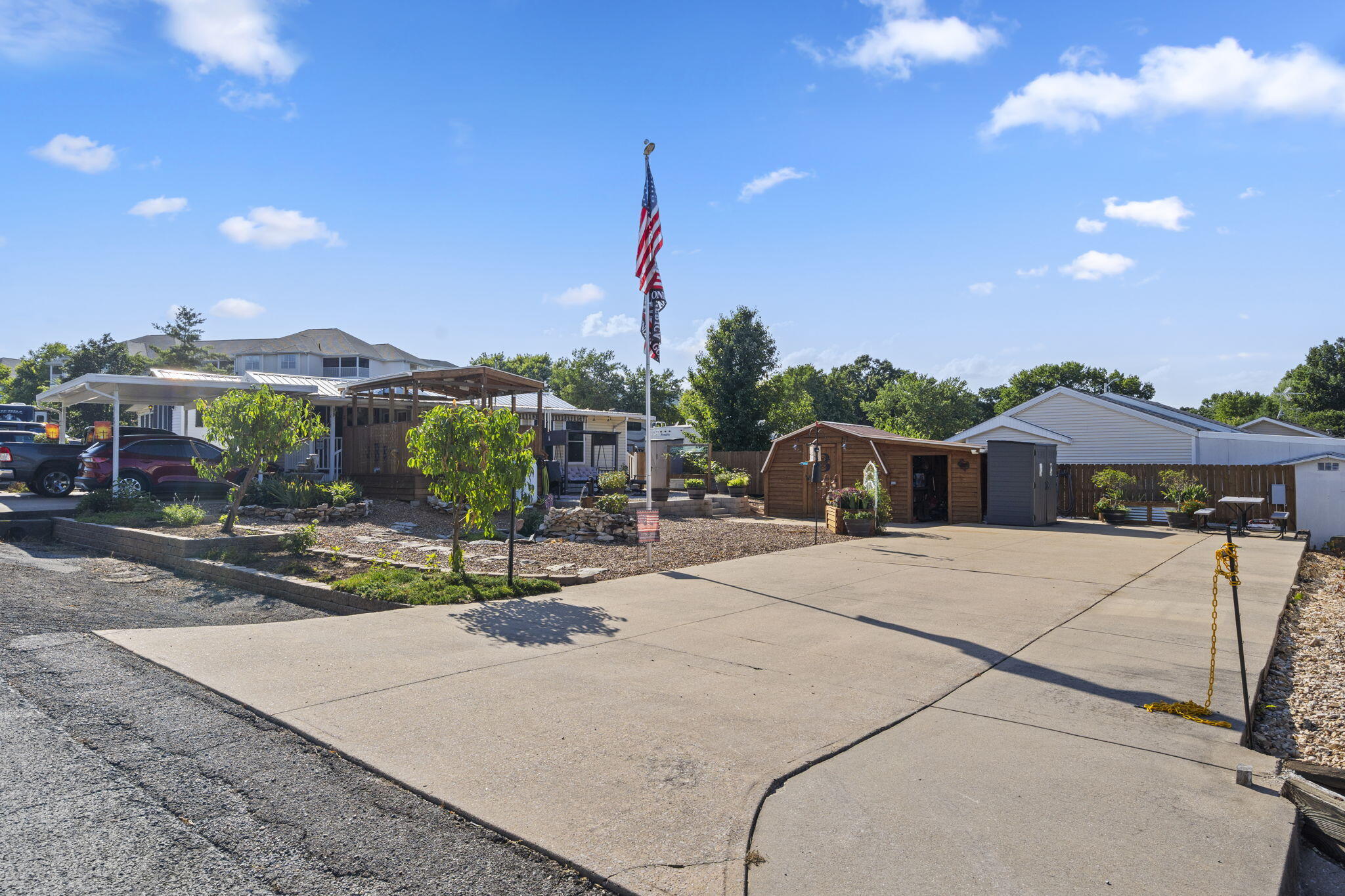 Photo 3 - Residential for sale – 419  Monarch Drive  Branson, MO