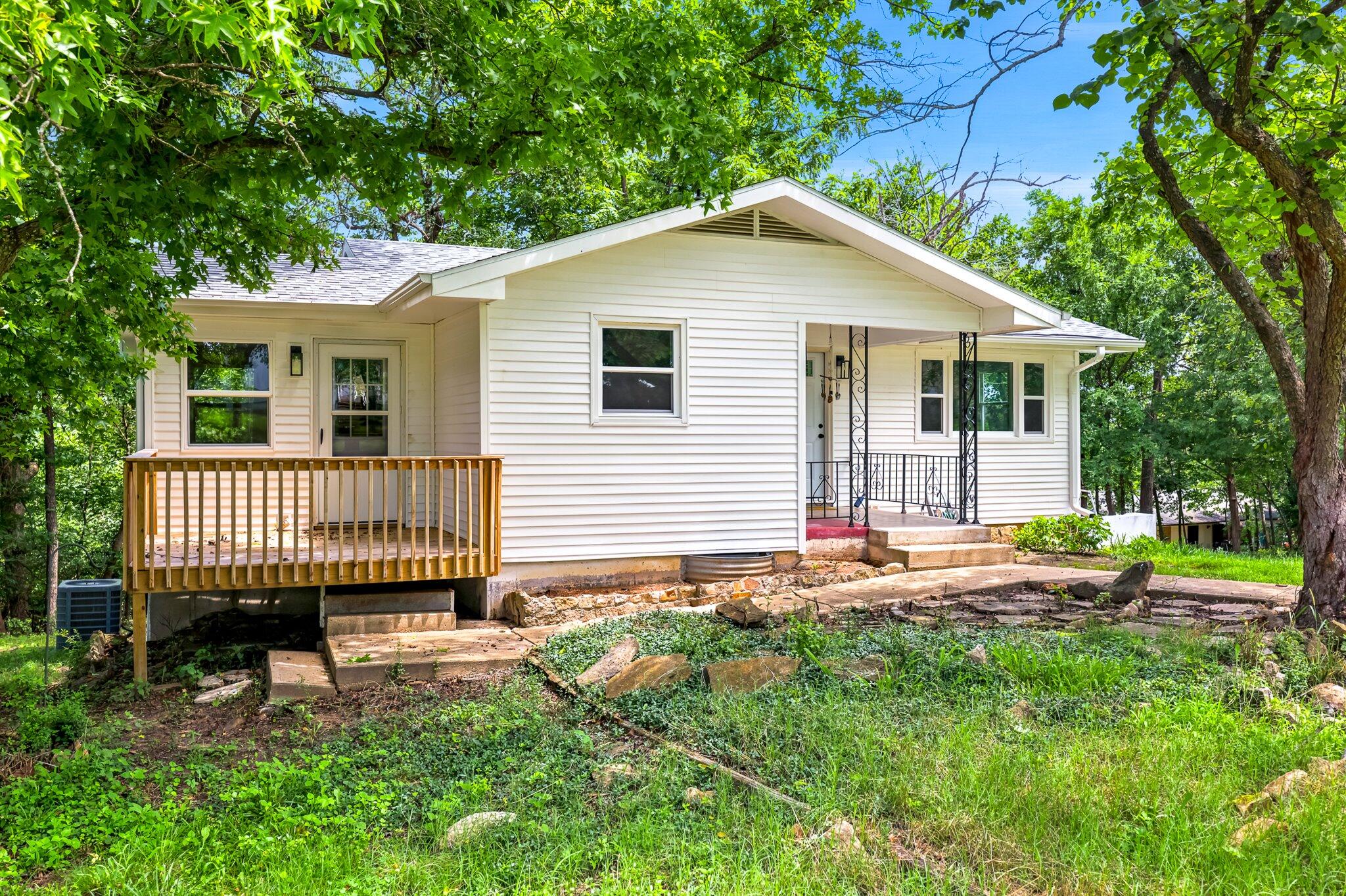 Photo 2 - Residential for sale – 183  Allaman Drive  Forsyth, MO