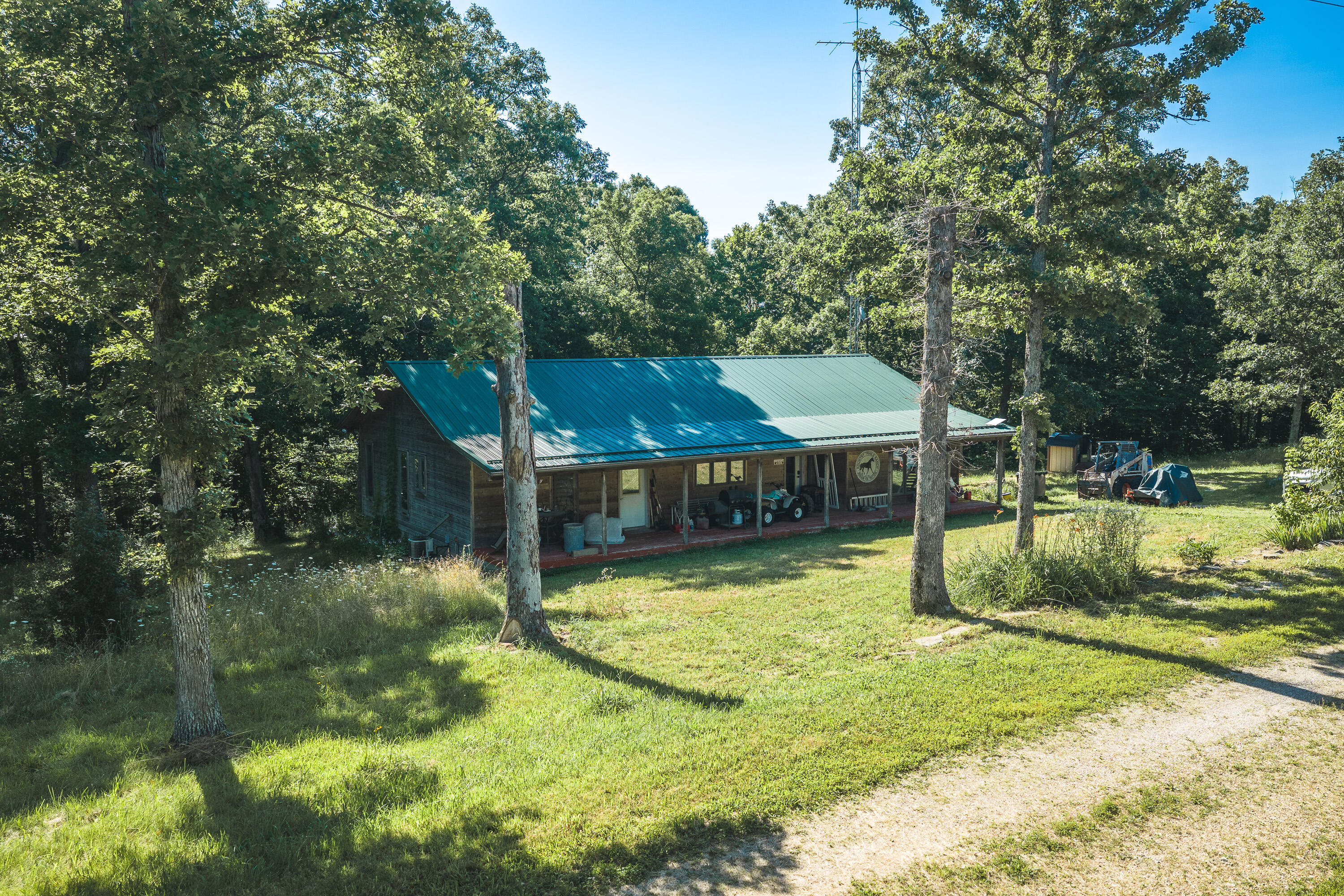 Photo 4 - Farm for sale – 57  Kountry Trails   Brumley, MO
