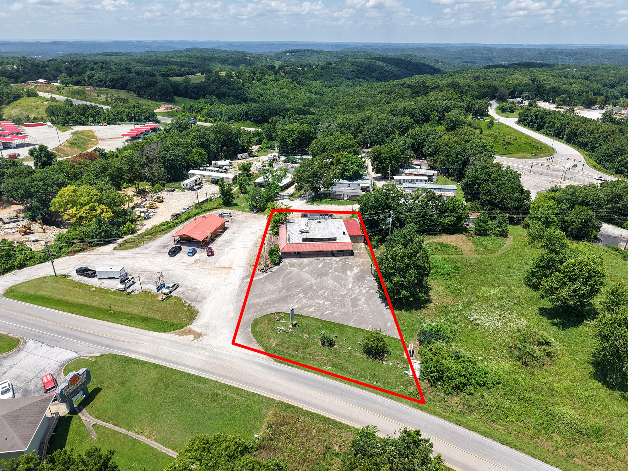 Photo 9 - Commercial Sale for sale – 14981  Business 13   Branson West, MO