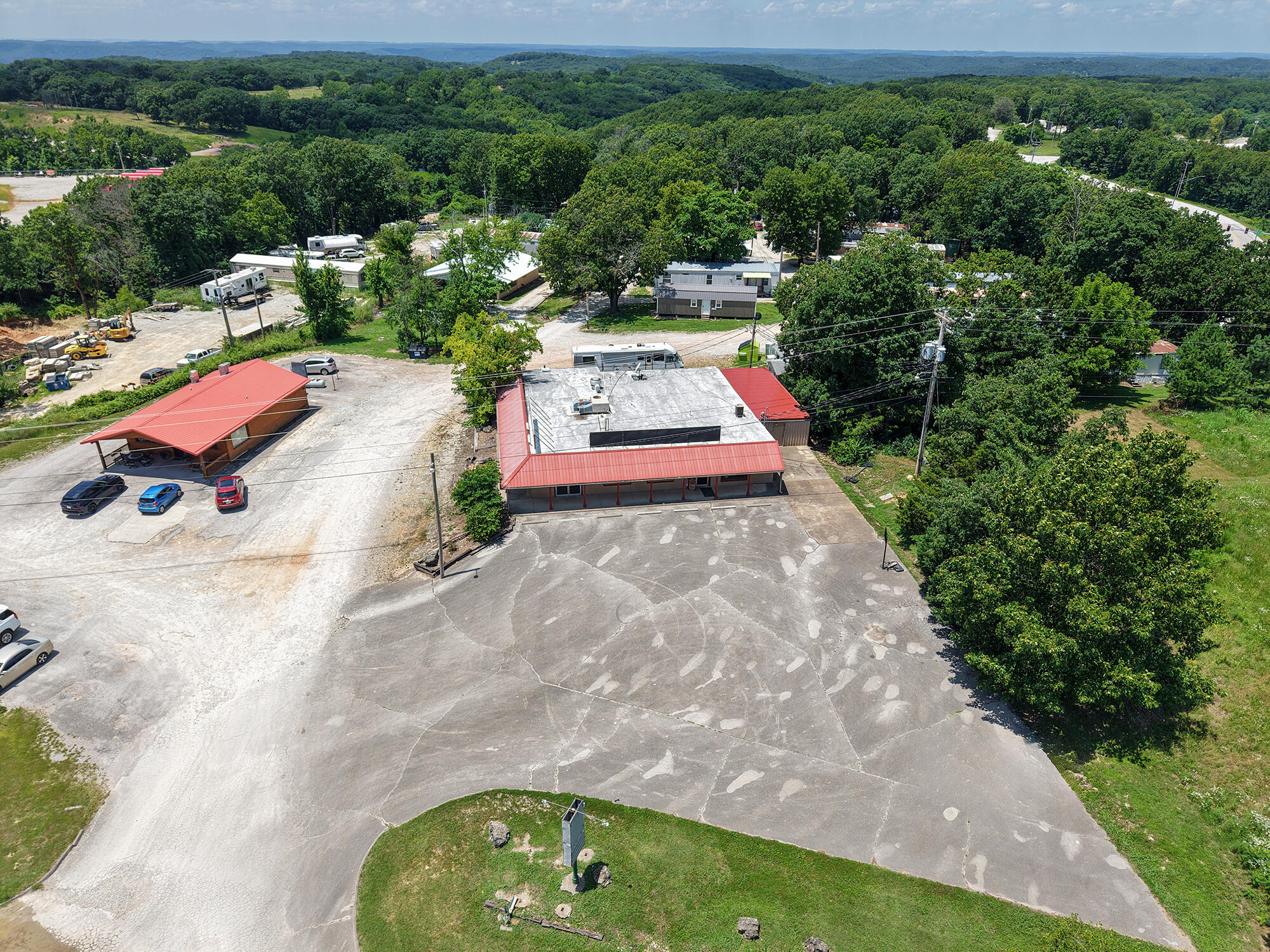 Photo 10 - Commercial Sale for sale – 14981  Business 13   Branson West, MO