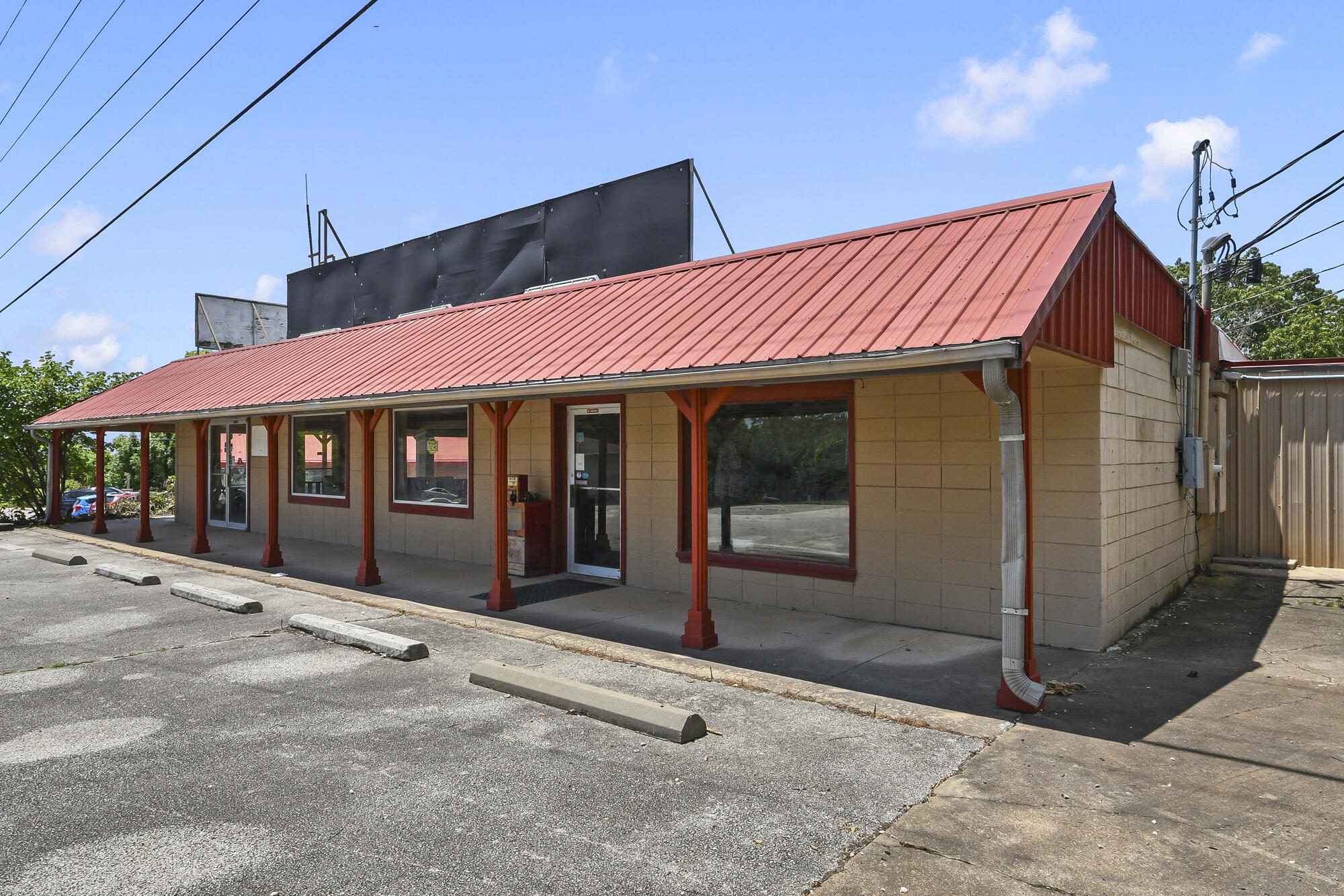 Photo 2 - Commercial Sale for sale – 14981  Business 13   Branson West, MO