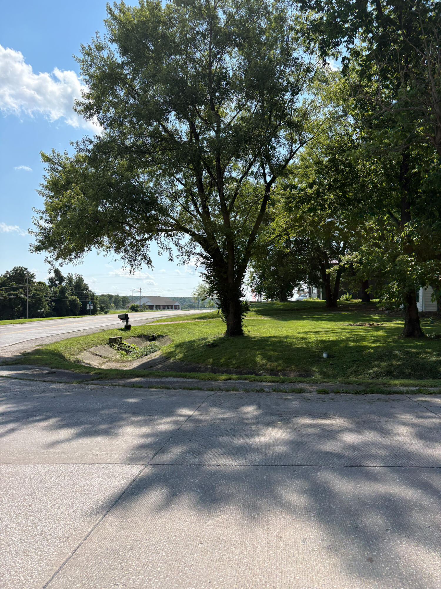 Photo 6 - Commercial Sale for sale – 103  Pirate Lane  Crane, MO