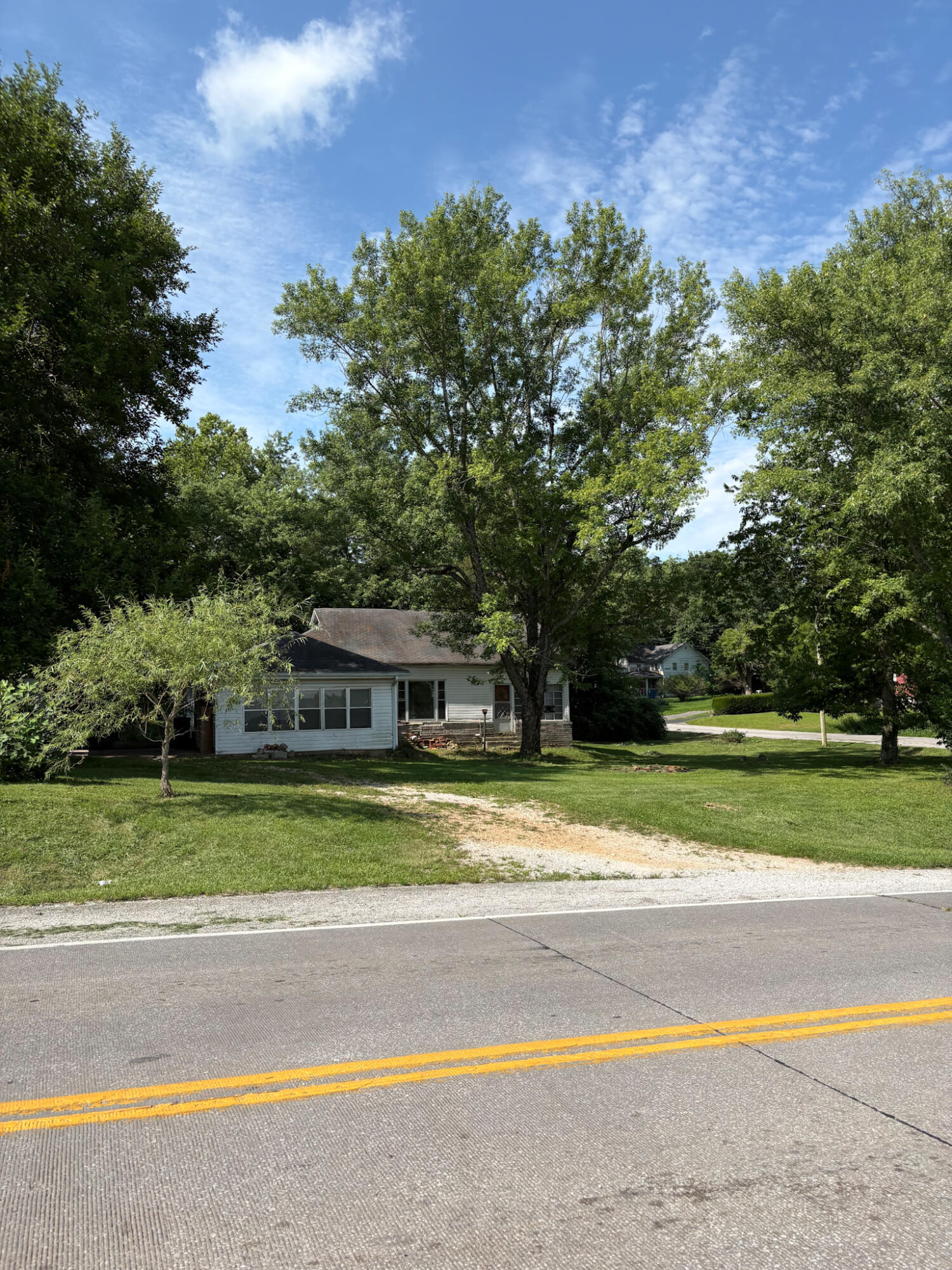 Photo 2 - Commercial Sale for sale – 103  Pirate Lane  Crane, MO