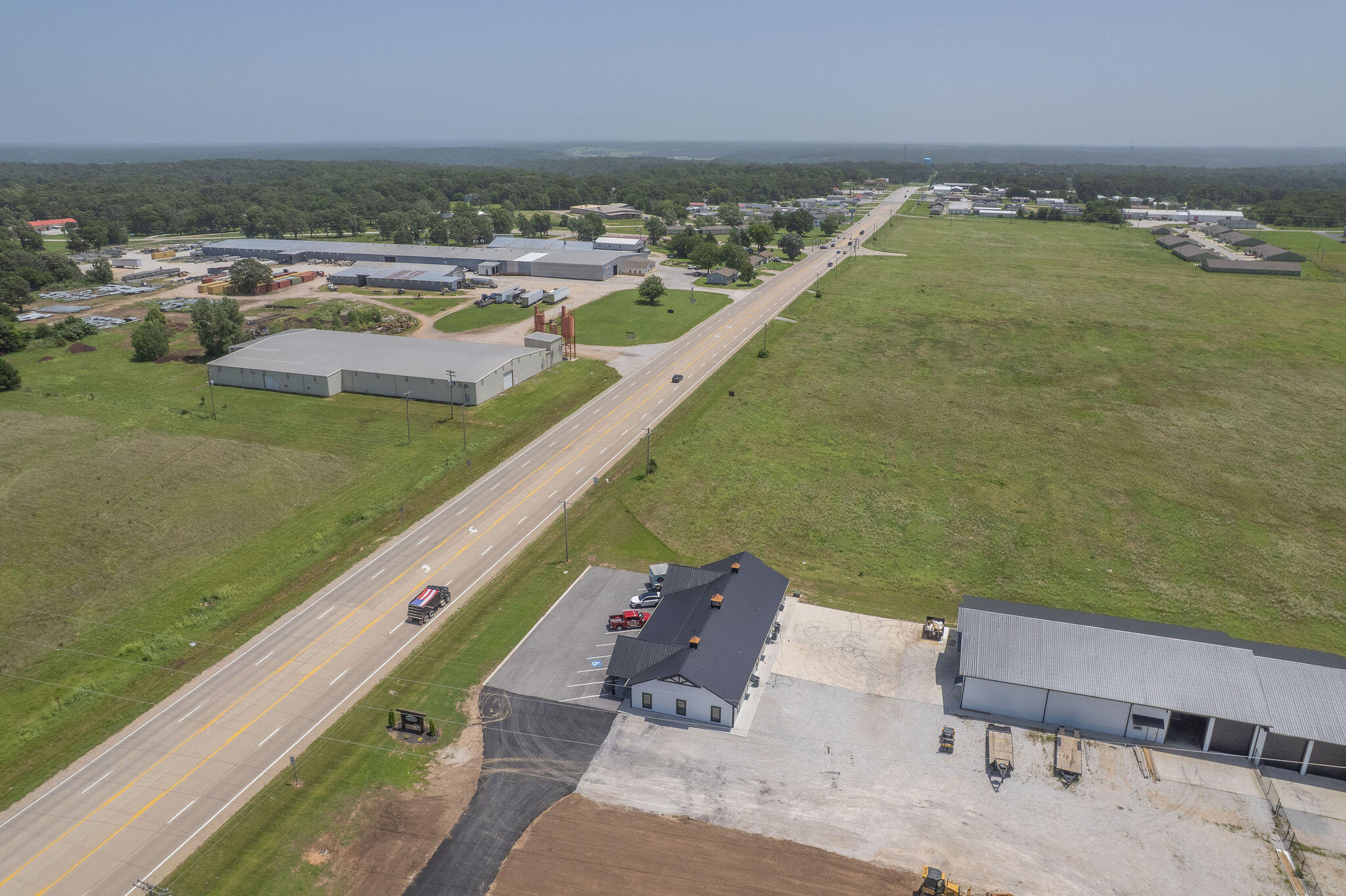 Photo 12 - Commercial Lease for sale – 13221  Jay Drive Suite C   Neosho, MO