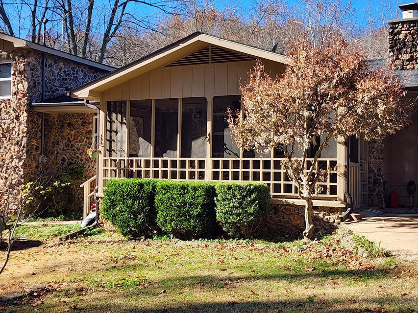 Residential for sale – 401  Jefferson Street  Anderson, MO
