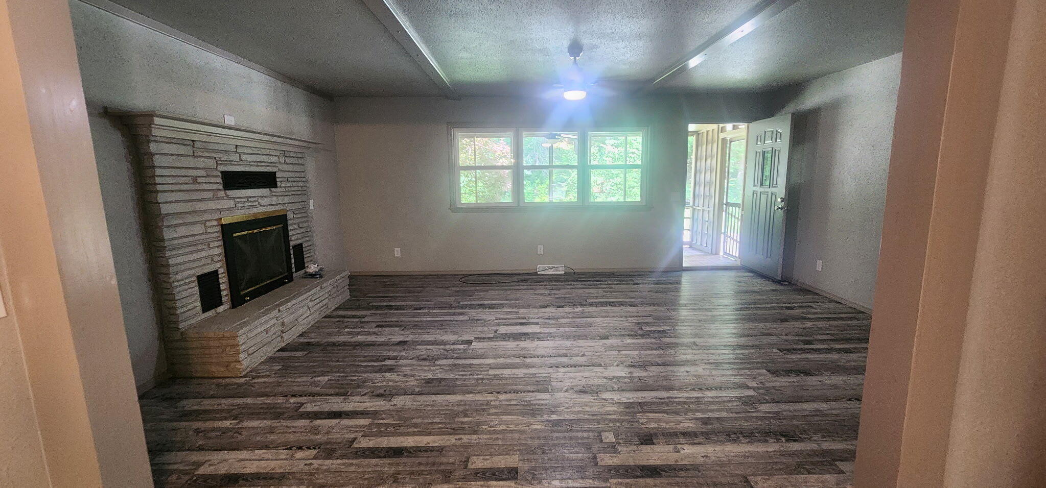 Photo 5 - Residential for sale – 401  Jefferson Street  Anderson, MO