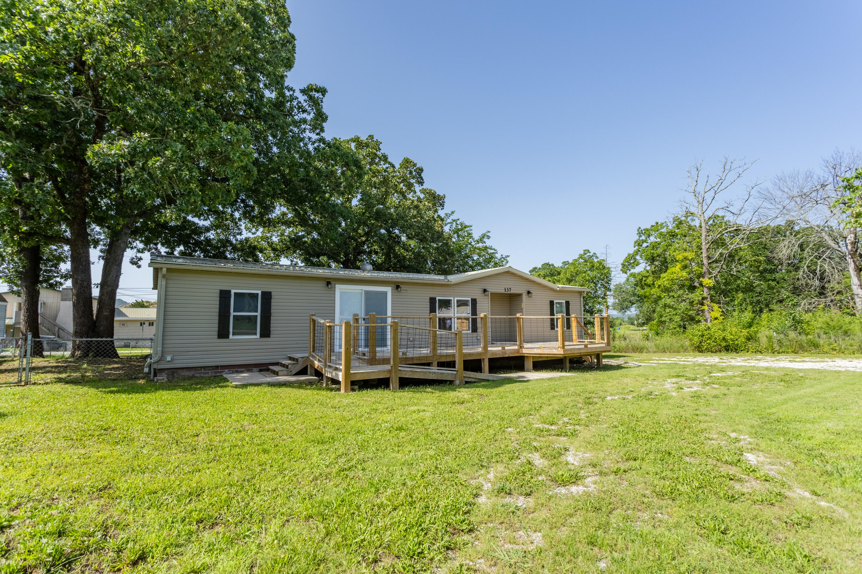 Photo 2 - Residential for sale – 137  Plaza Drive  Branson, MO