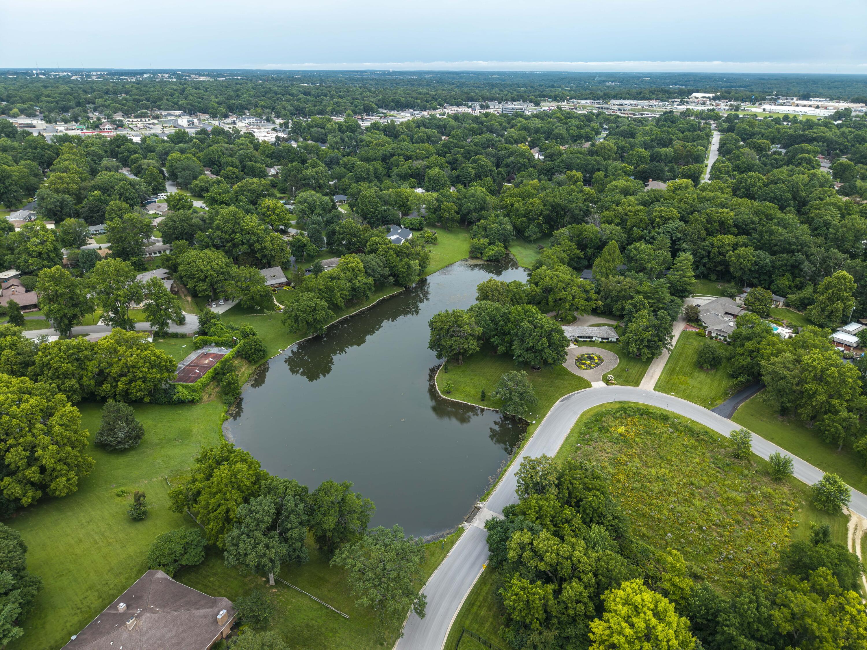 Photo 66 - Residential for sale – 2971 E Southern Hills Boulevard  Springfield, MO