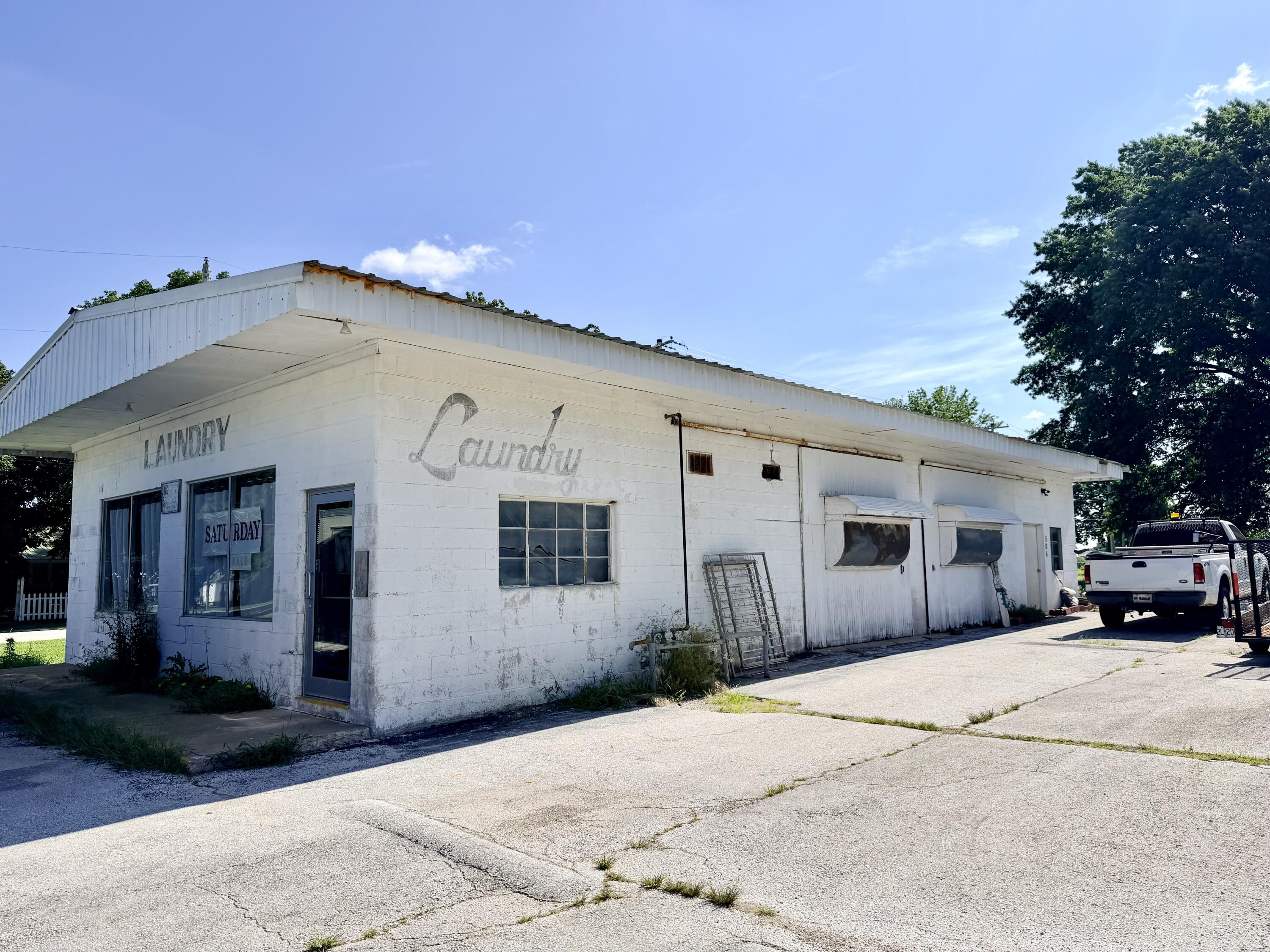 Photo 18 - Commercial Sale for sale – 506 S Grand Street  Greenfield, MO