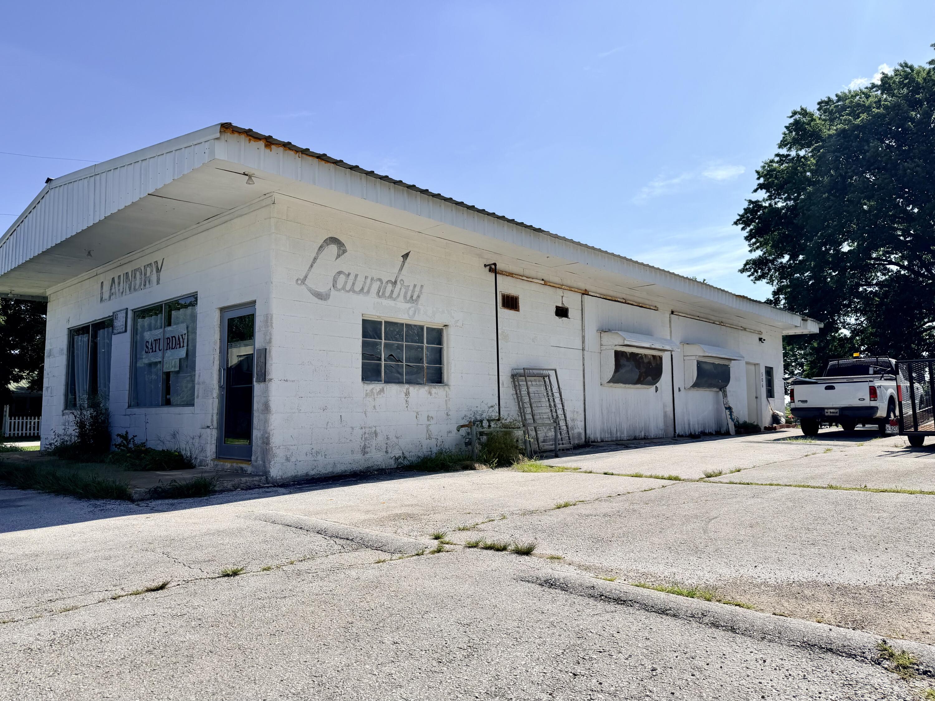 Photo 17 - Commercial Sale for sale – 506 S Grand Street  Greenfield, MO