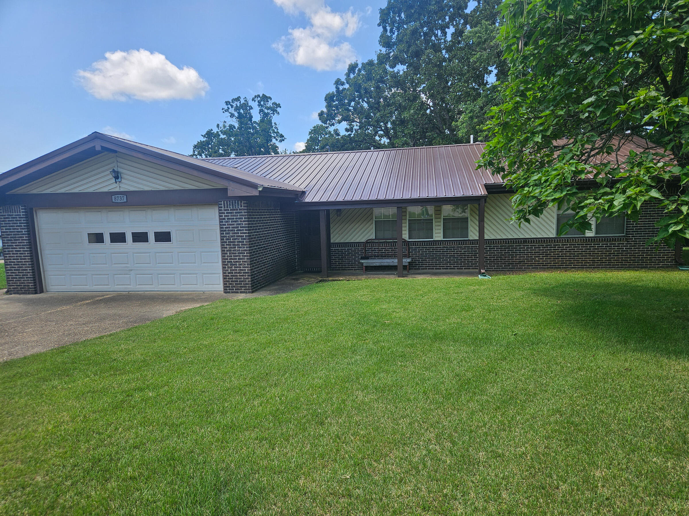 Photo 3 - Residential for sale – 8737  Sapper Street  Winona, MO
