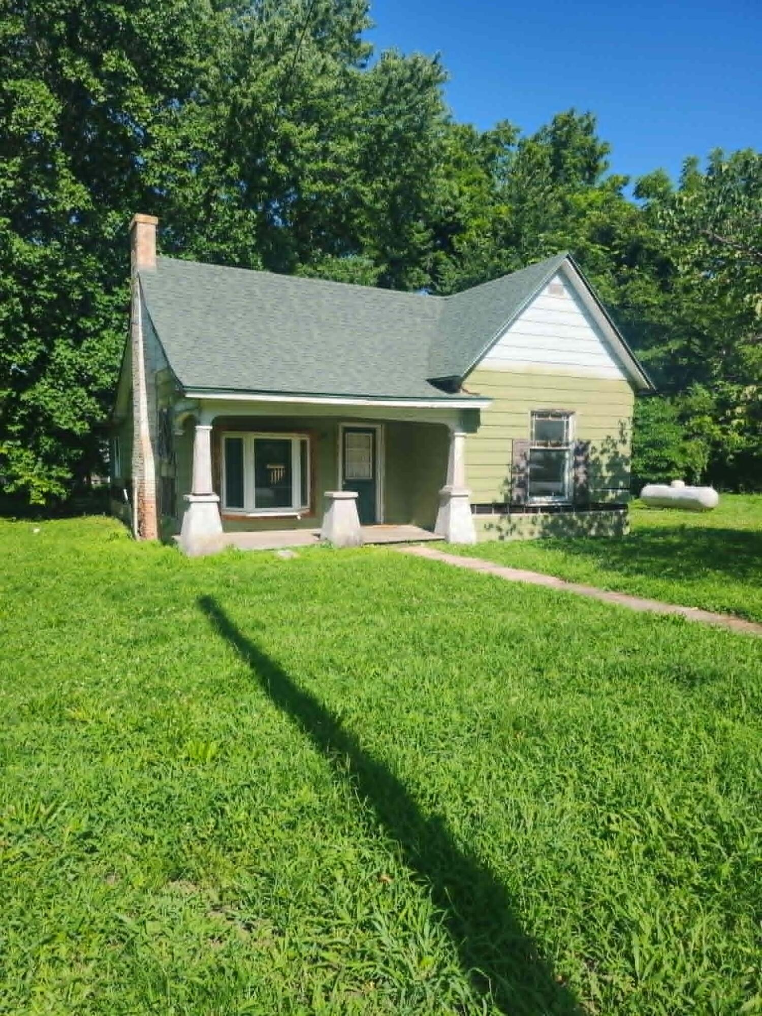 Residential for sale – 629 N Locust Street  Buffalo, MO