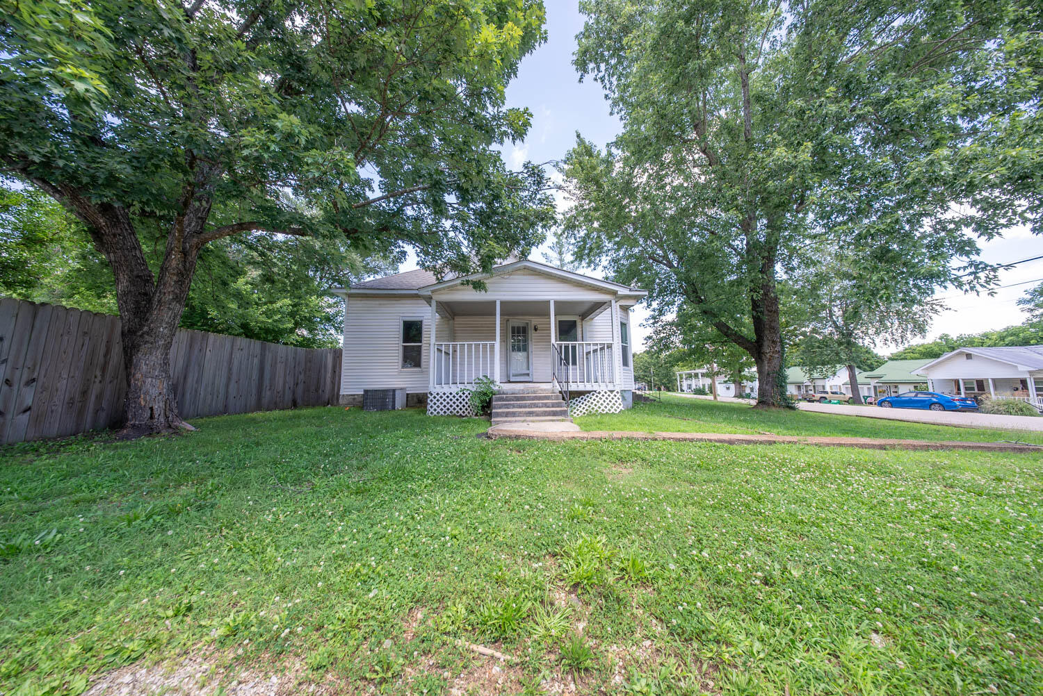 Photo 32 - Residential for sale – 222 S 6th Street  Thayer, MO
