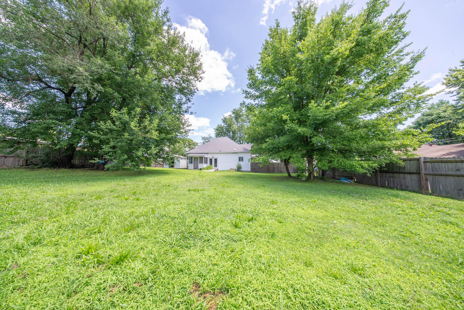 Photo 36 - Residential for sale – 222 S 6th Street  Thayer, MO