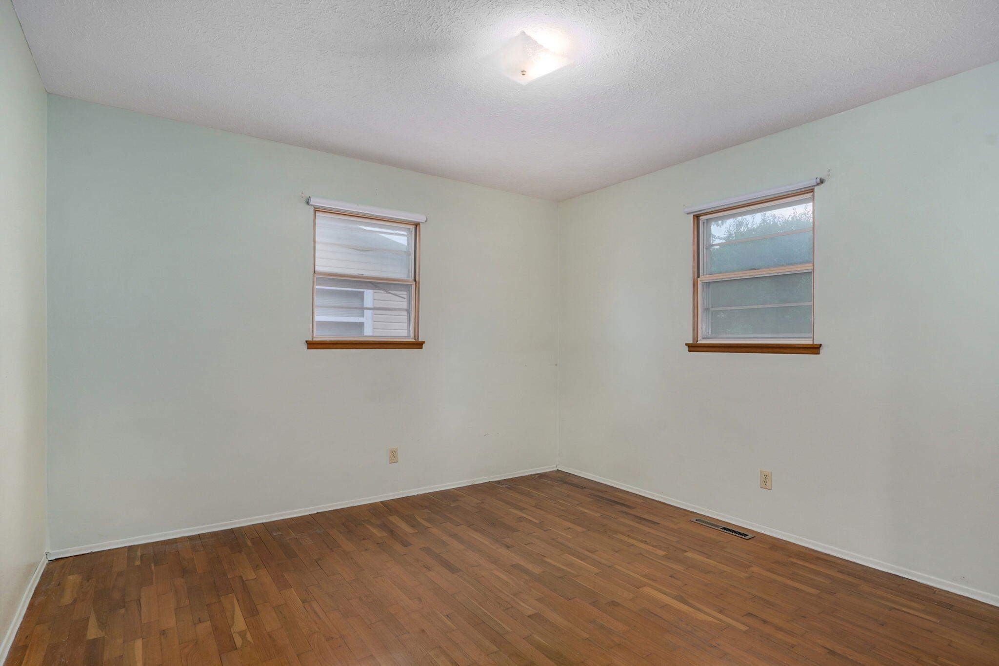 Photo 18 - Residential for sale – 1215 S Airwood Drive  Springfield, MO