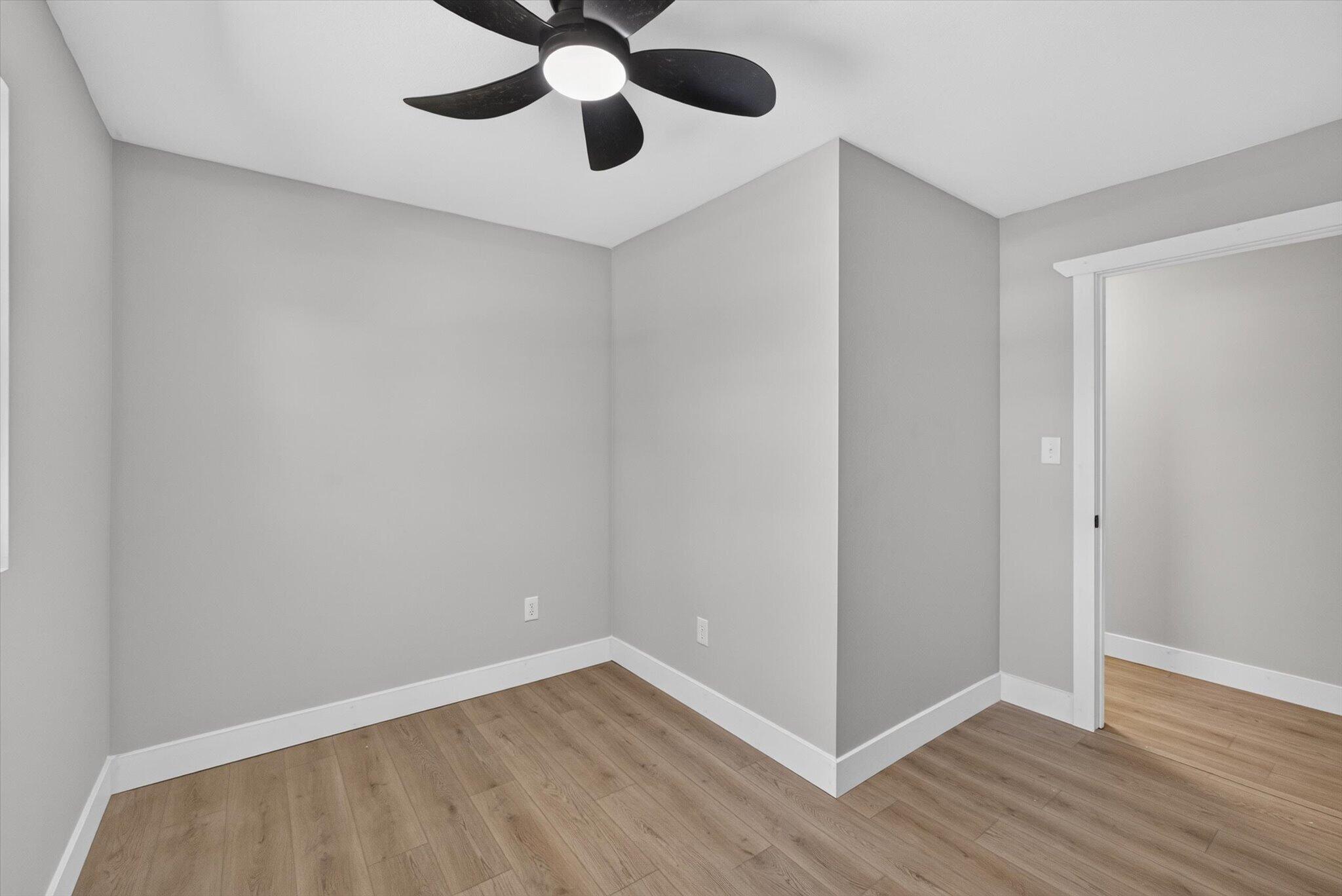 Photo 9 - Residential for sale – 406 W Fairview Street  Fair Play, MO