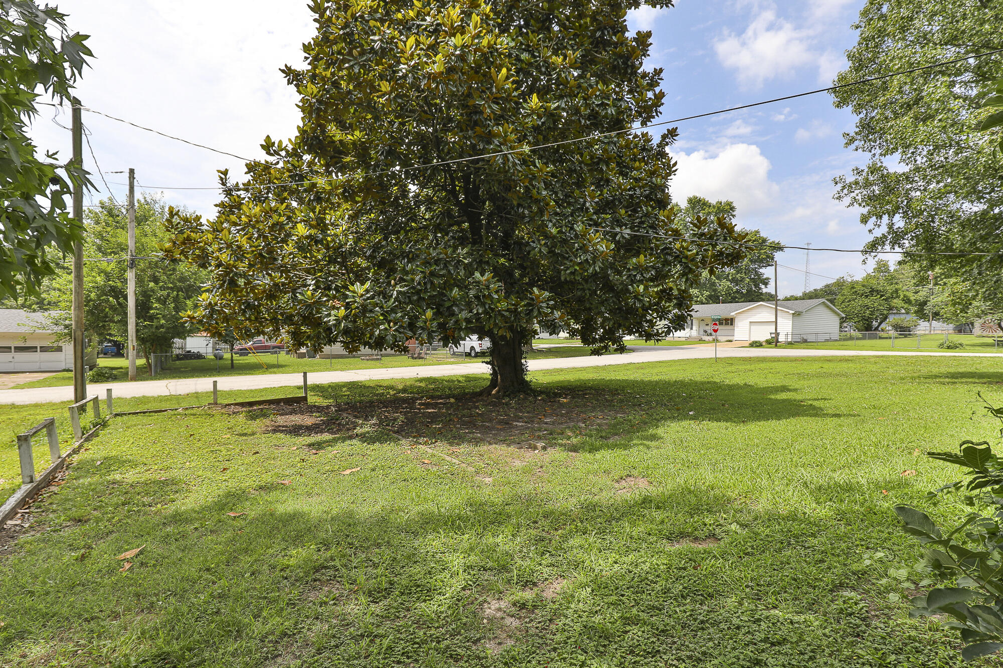 Photo 24 - Residential for sale – 910 E Auburn Street  Bolivar, MO