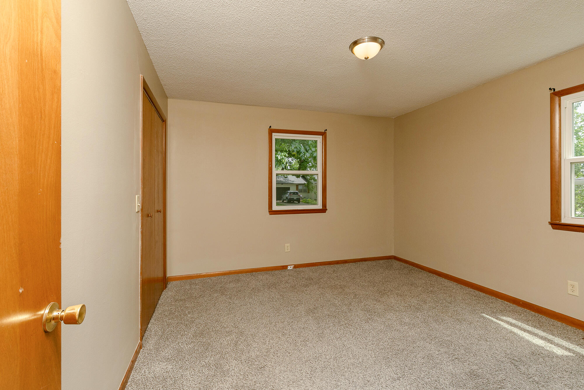 Photo 17 - Residential for sale – 910 E Auburn Street  Bolivar, MO