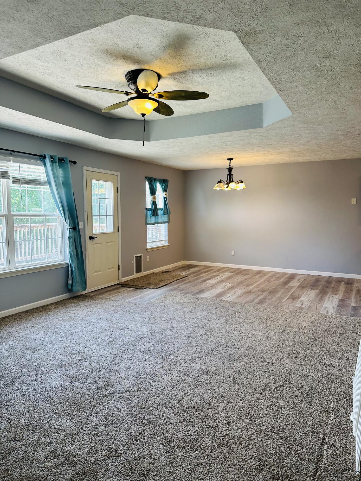 Photo 7 - Residential for sale – 588  Clever Heights Court  Clever, MO
